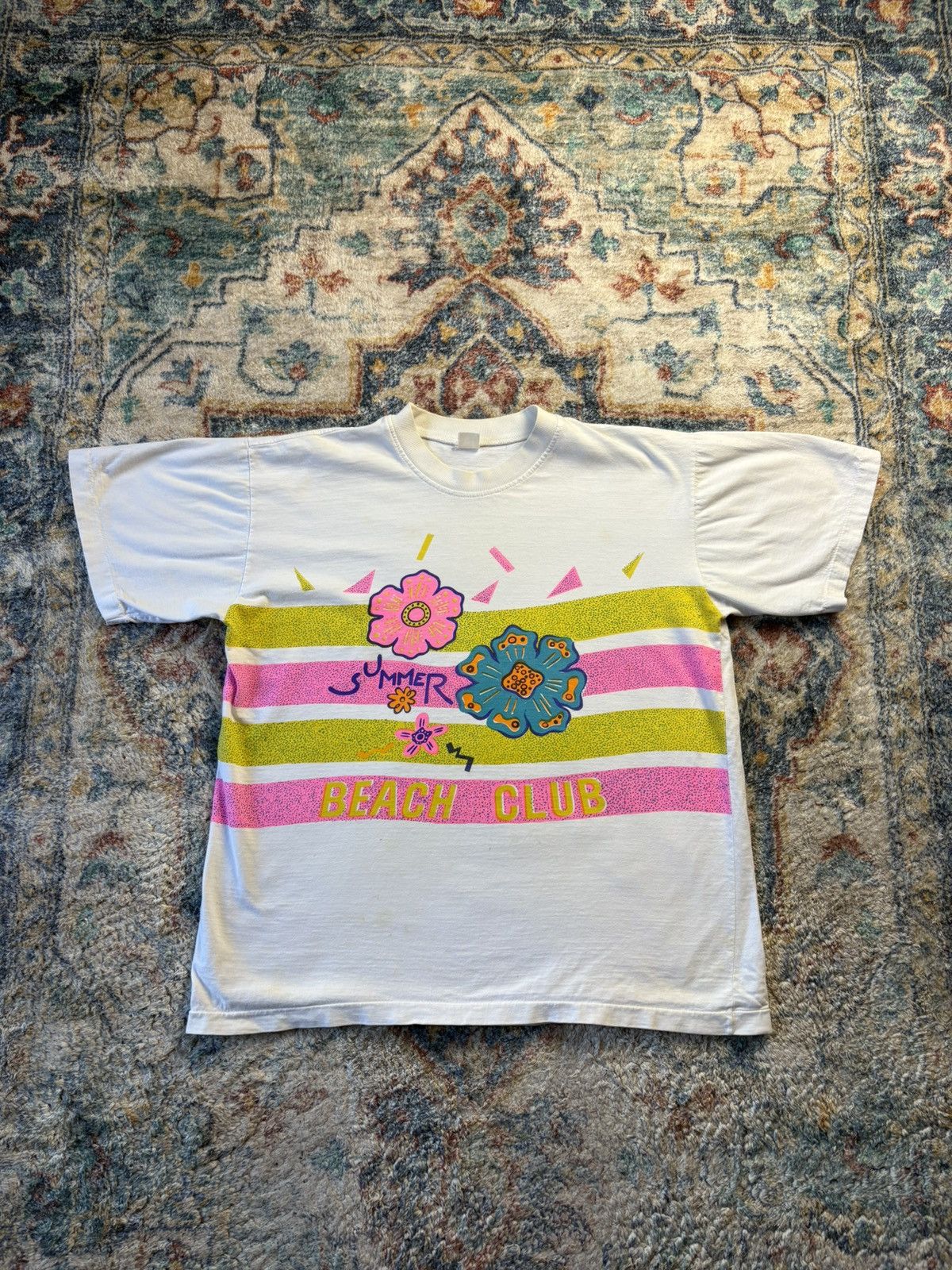 Vintage Vintage Summer Beach Club Flowers T-shirt Large Size US L / EU 52-54 / 3 - 1 Thumbnail