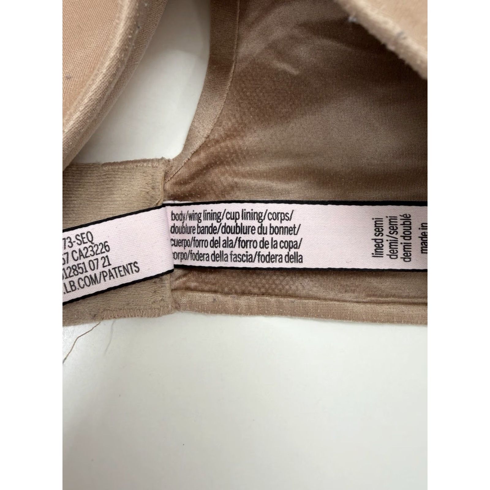 Victoria's Secret Victoria's Secret Womens Bra 38D Lined Padded Wireless Semi Demi Tan Bra Shirt T-Shirt Ladies Wax Brown 90s? Size ONE SIZE - 5 Thumbnail