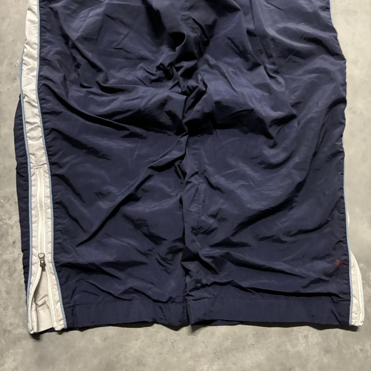 Japanese Brand × Vintage Crazy Vintage Y2K/2000s Navy Blue Striped Skater Essential Track Pants! Size US 30 / EU 46 - 4 Thumbnail