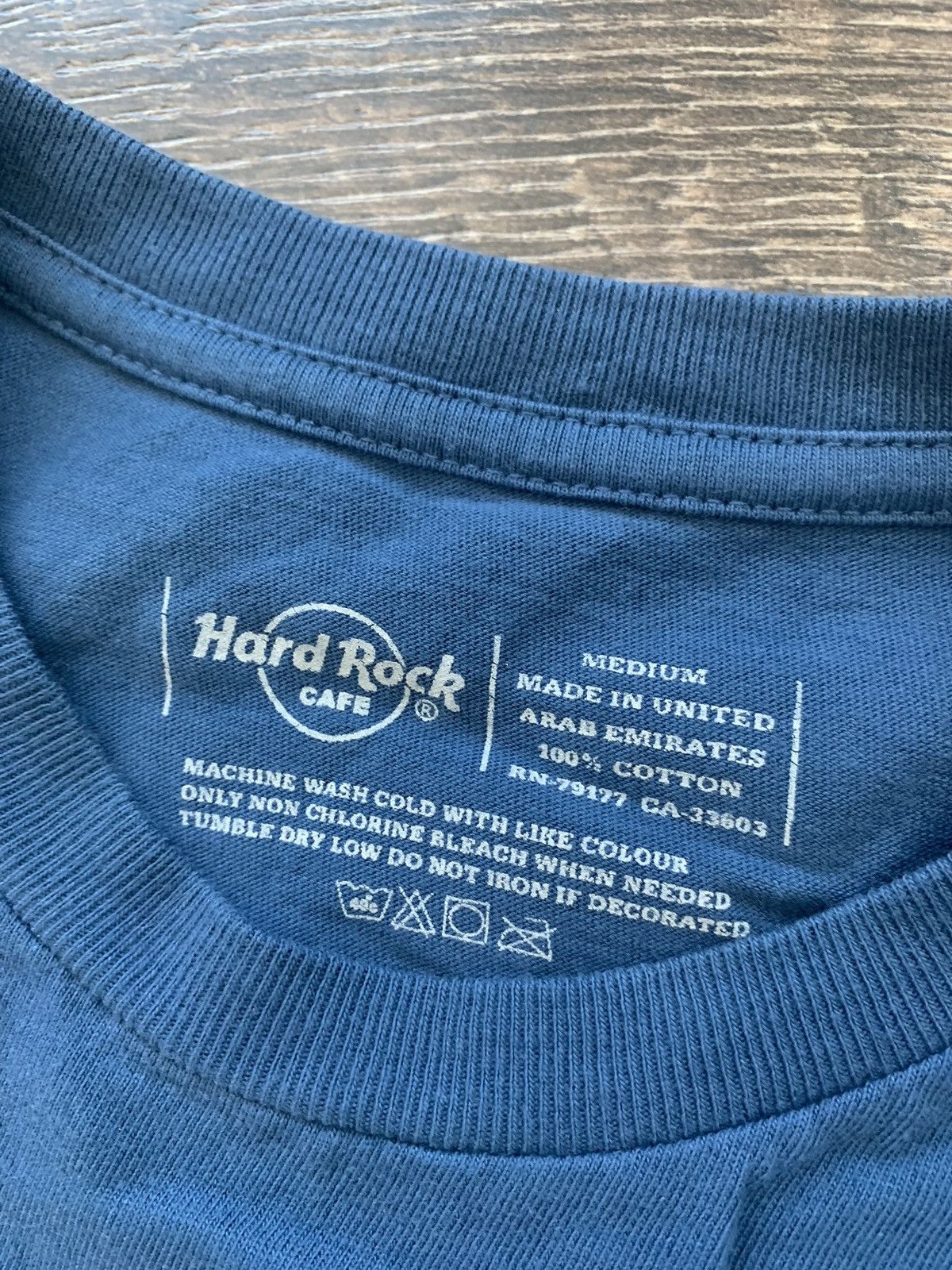 Hard Rock Cafe Hard Rock Cafe Paris Shirt Size US M / EU 48-50 / 2 - 2 Thumbnail