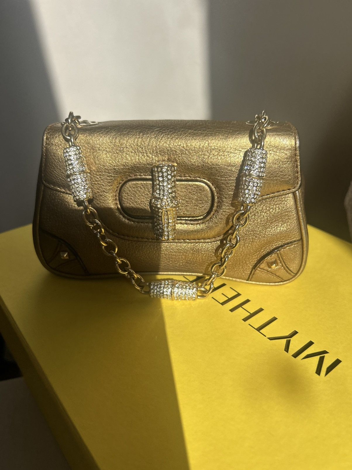Gucci Vintage bronze pursewiyh swarovskichsin Size ONE SIZE - 18 Thumbnail