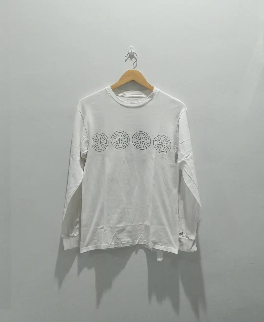 VANS independent 長袖tシャツ VANS × INDEPENDENT バンズ ロンT 長袖 Tシャツ S - メルカリ