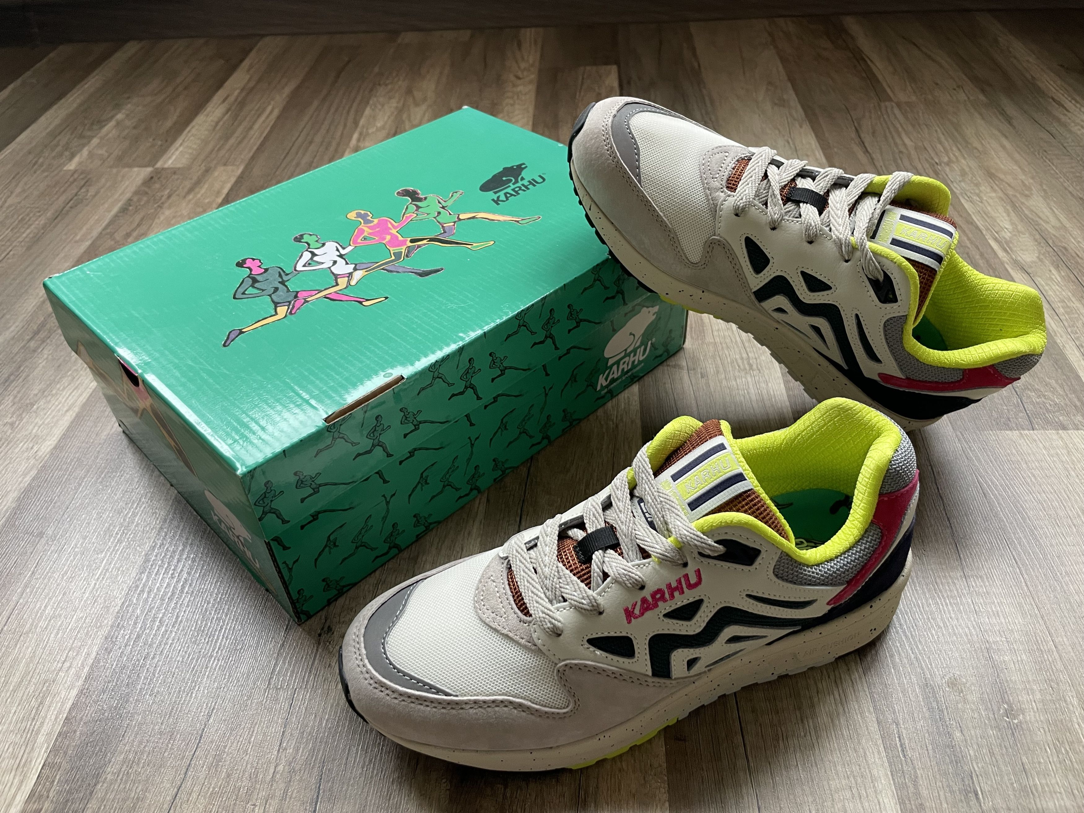 Karhu Karhu Legacy 96 'Flow State' Size US 8 / EU 41 - 1 Thumbnail