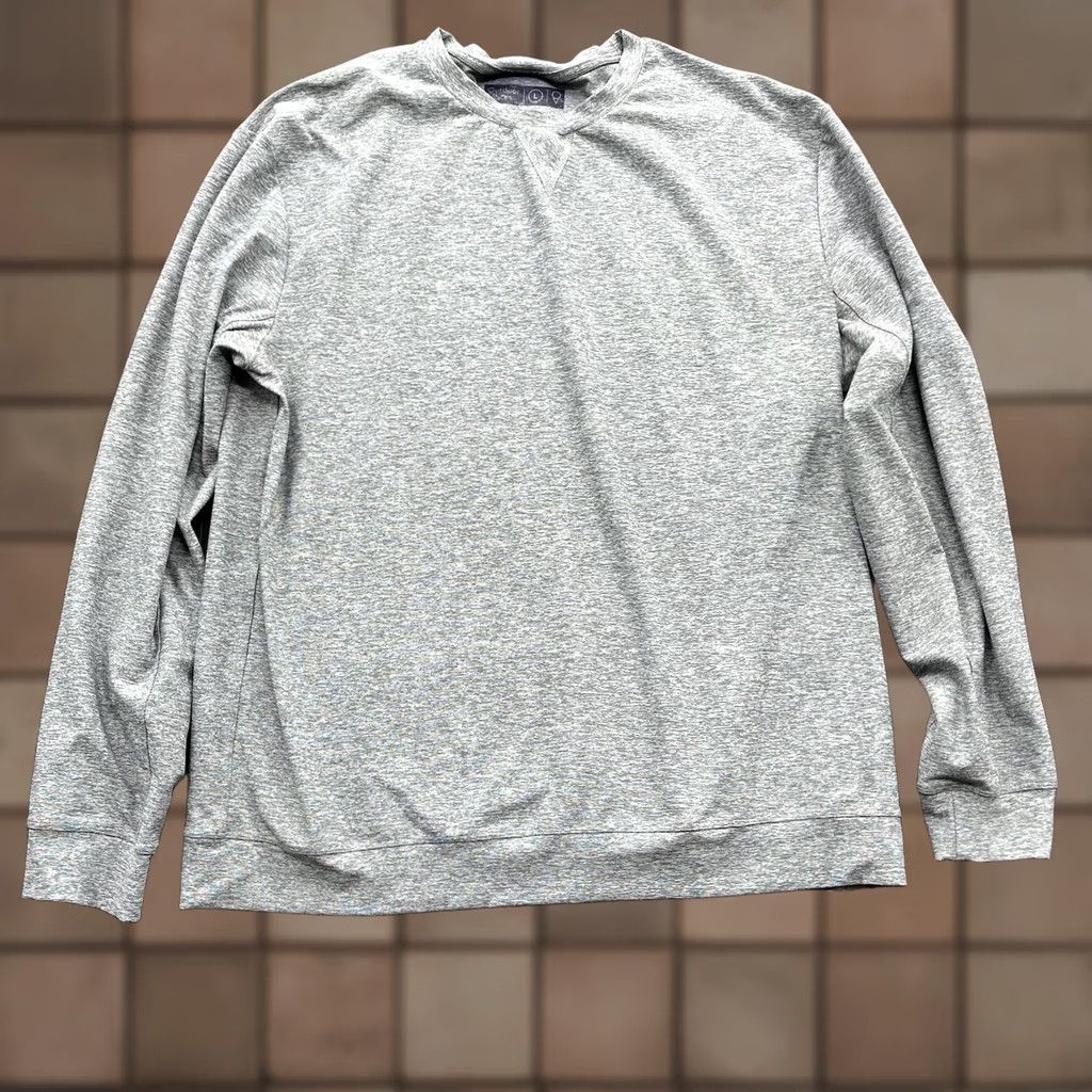 Outdoor Voices Outdoors Voices Sweatshirt Men Size Large Gray Polyester Spandex Pullover Crew Neck All Seasons Gym Workout Size US L / EU 52-54 / 3 - 1 Thumbnail
