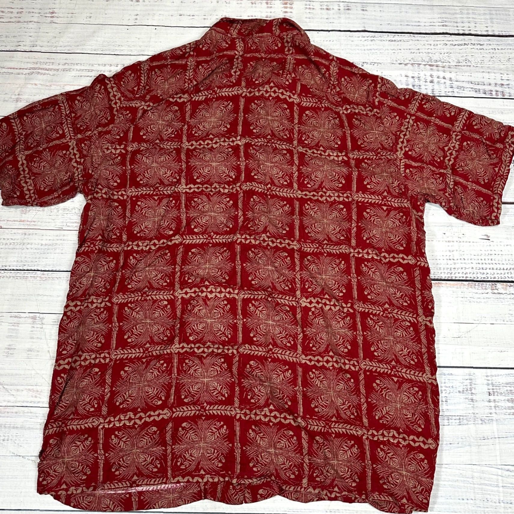 Vintage Caribbean Mens Button-Up Hawaiian Shirt 2XT Red Short Sleeve Collared Geometr Hawaiian 2XT Mens Shirts Red Short Sleeve Button-Up Gift Values Size US XXL / EU 58 / 5 - 4 Thumbnail