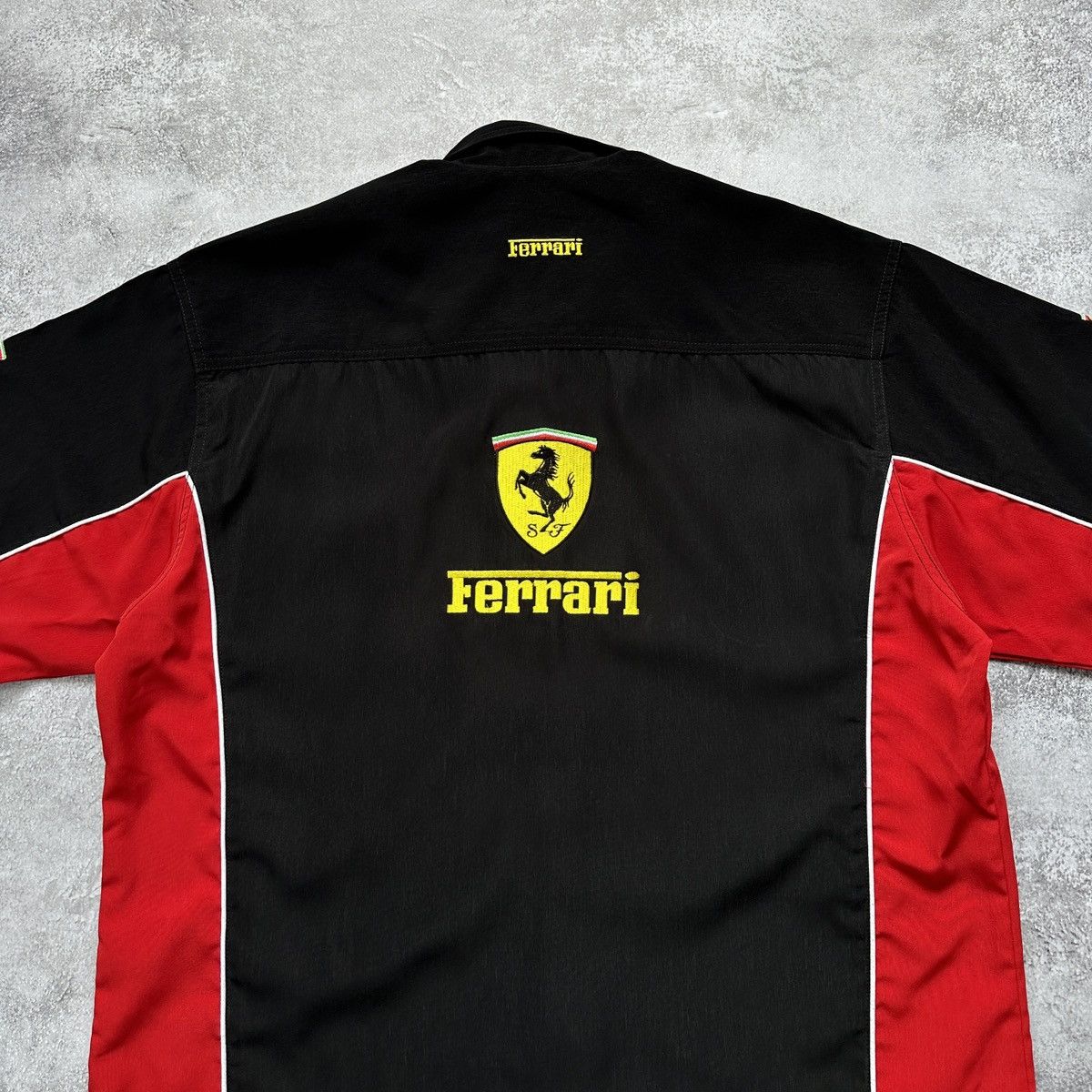 Ferrari Ferrari Motor Sport Team Formula 1 Button Up Shirt Size US XL / EU 56 / 4 - 14 Thumbnail