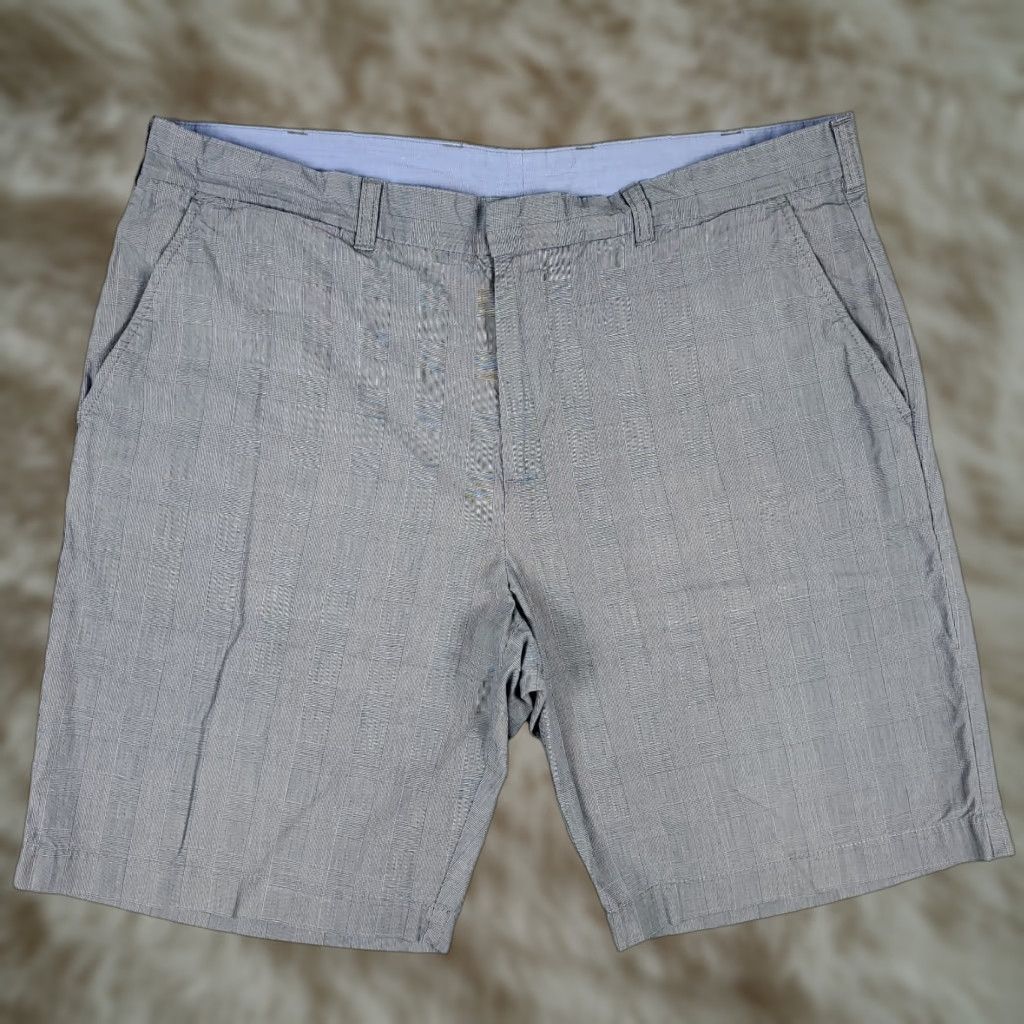 Tommy Hilfiger Tommy Hilfiger Mens Shorts Size 38 Gray Plaid Slim Fit Casual Chino Pants Size US 38 / EU 54 - 1 Thumbnail