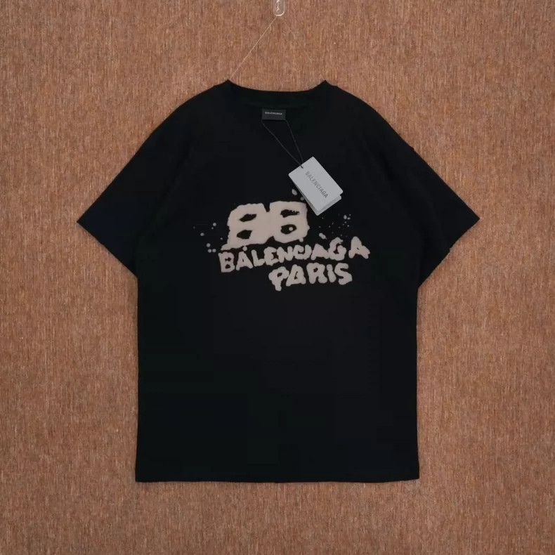 Balenciaga Balenciaga Double B Graffiti Short Sleeve Size/S Size US S / EU 44-46 / 1 - 1 Thumbnail