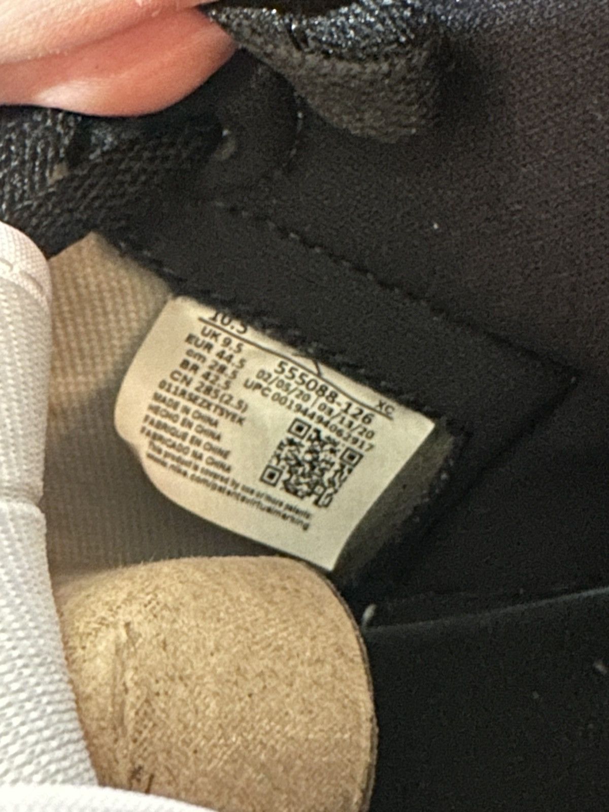 Jordan Brand Air Jordan 1 High Retro ' Smoke Grey ' Size US 10.5 / EU 43-44 - 8 Thumbnail