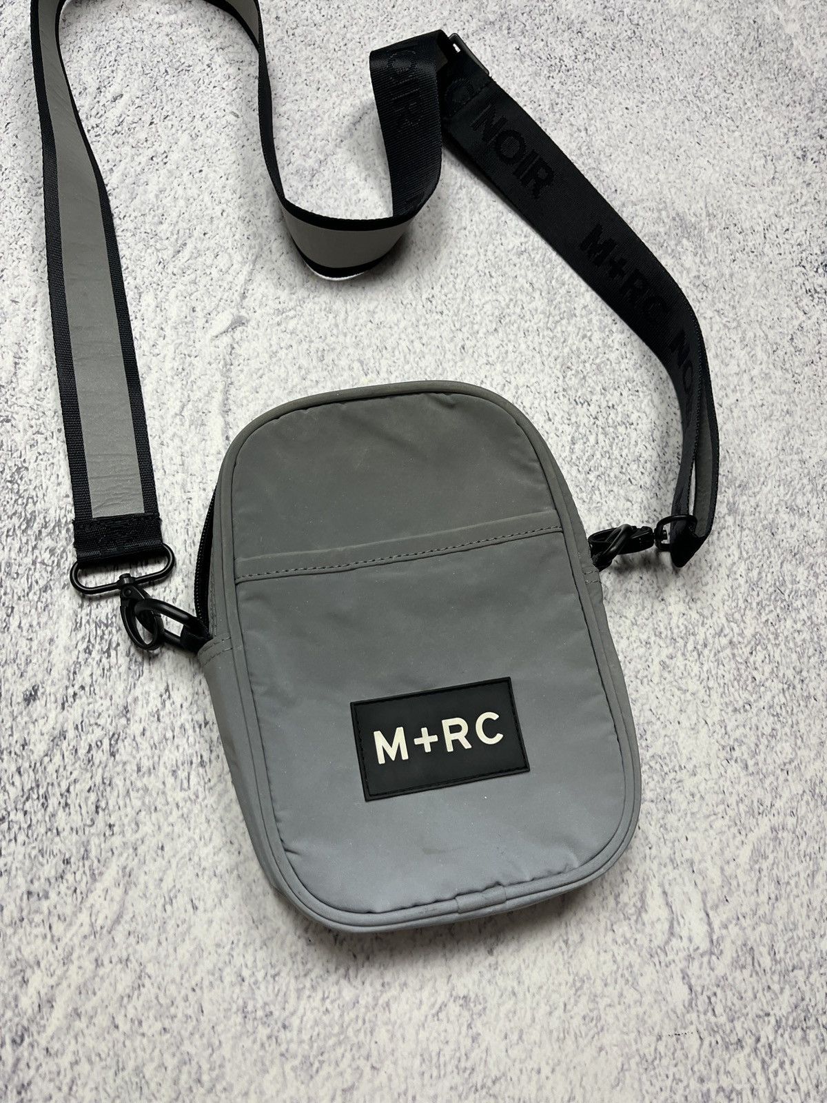 M+Rc Noir M+RC Noir Shoulder Bag Gray Reflective Rare Hype Streetwear Size ONE SIZE - 4 Thumbnail