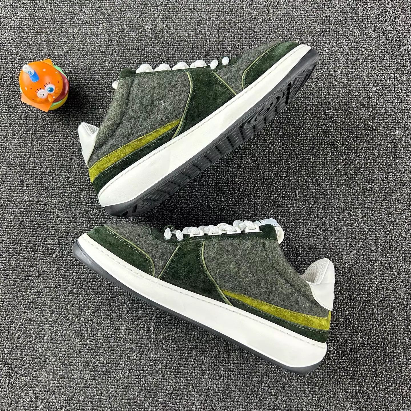 Chanel Chanel green suede tweed women's sneakers 36.5 Size US 6 / IT 36 - 3 Thumbnail
