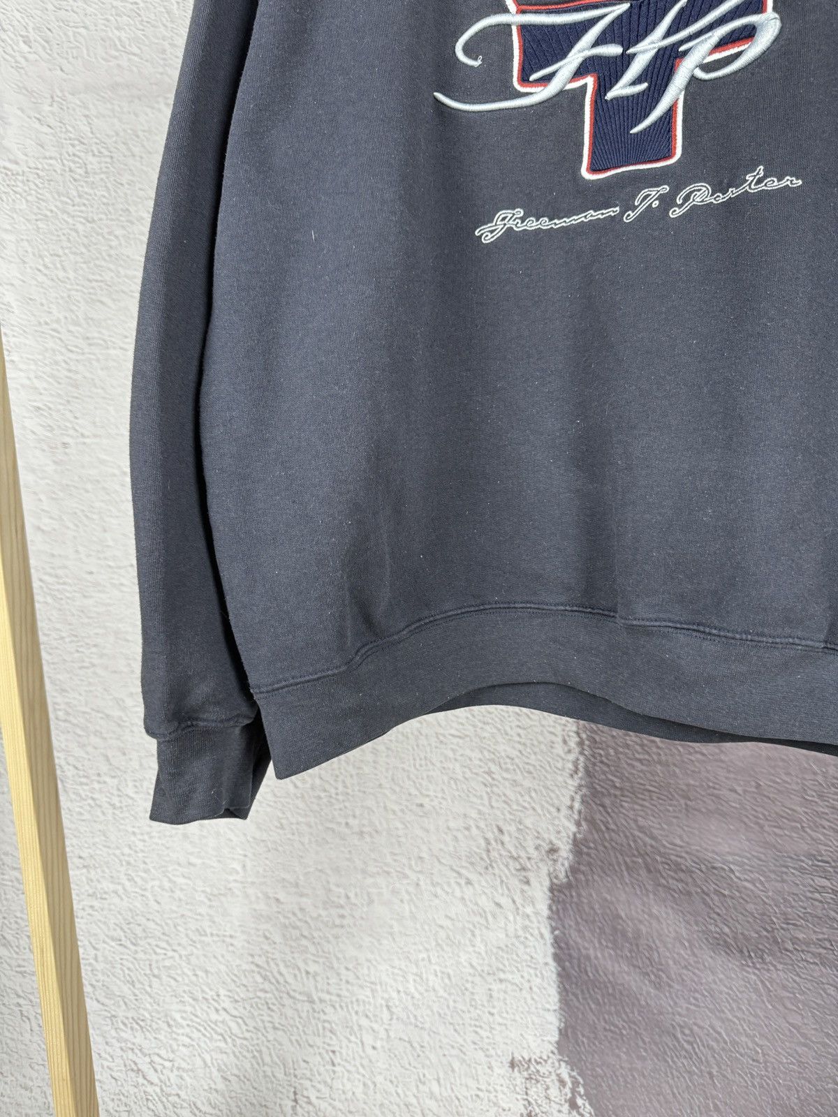 Freeman T. Porter Freeman T. Porter vintage big logo dark blue navy sweatshirt Size US L / EU 52-54 / 3 - 5 Thumbnail