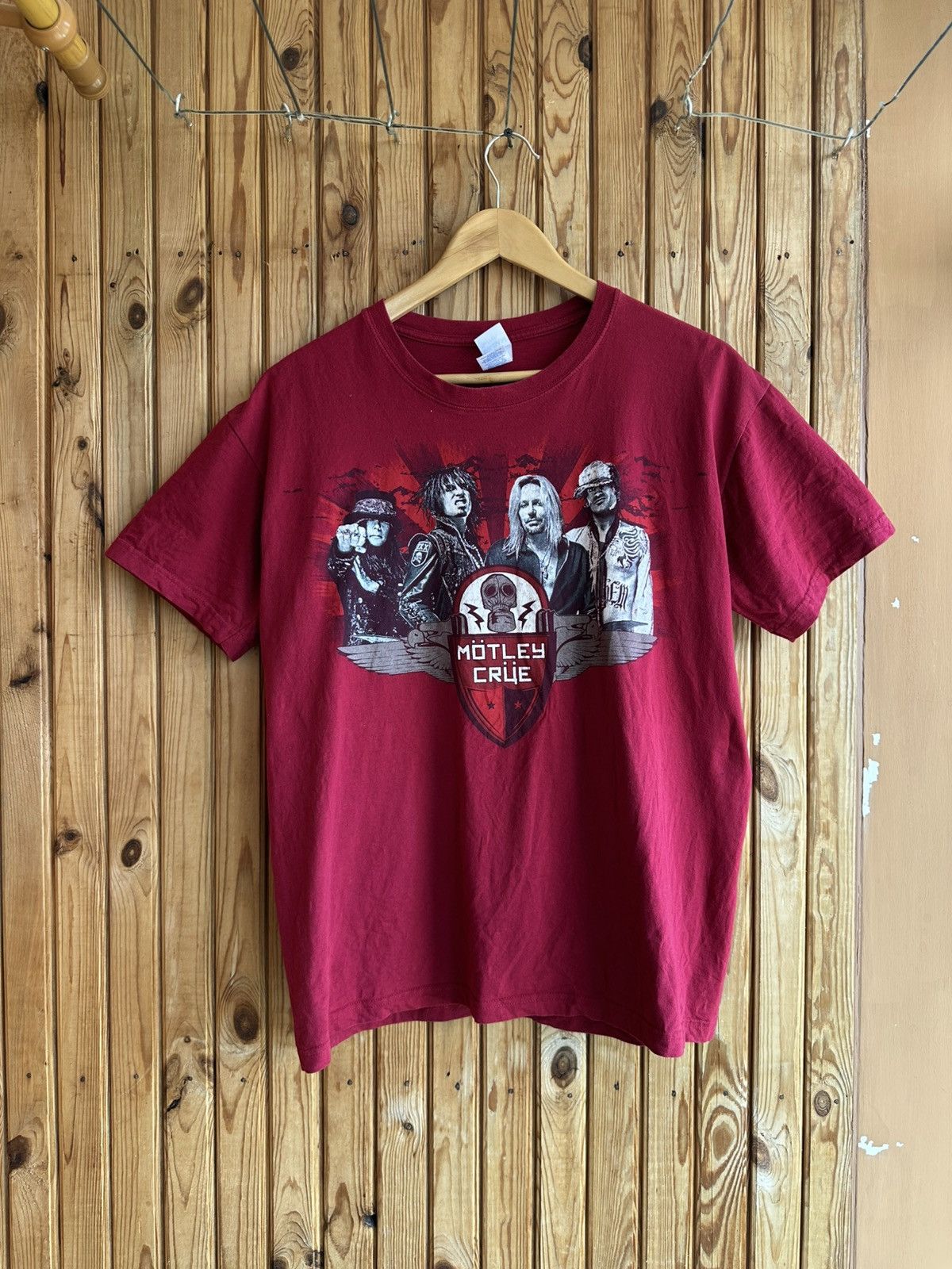 Band Tees 🔥 Motley Crue x Poison Tour 2011 Vintage Rock Band USA Shirt Size US L / EU 52-54 / 3 - 6 Thumbnail