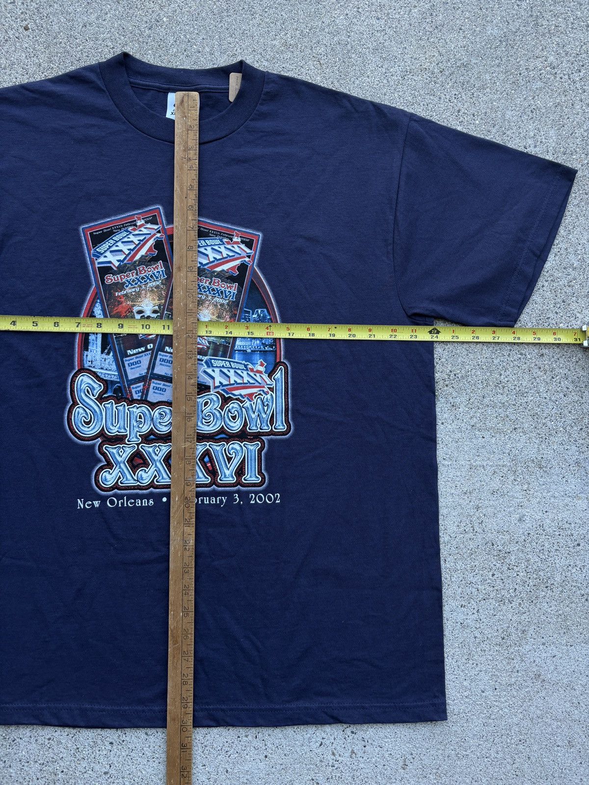 NFL Vintage 2002 NFL “Super Bowl XXXVI” Navy T-Shirt Size XL Size US XL / EU 56 / 4 - 5 Thumbnail