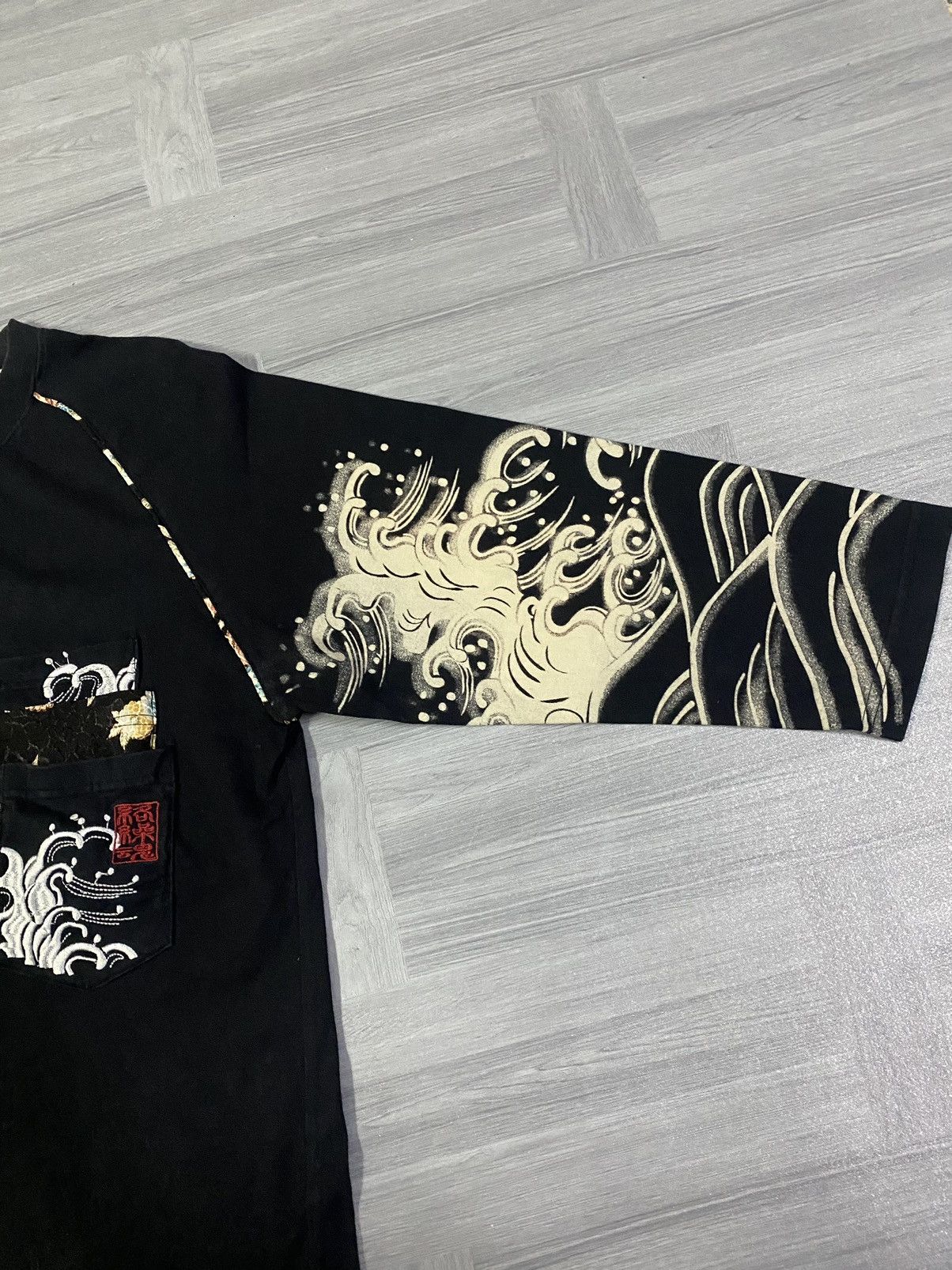 Japanese Brand Karakuridama Koi Embroidered Long Sleeve Size US M / EU 48-50 / 2 - 14 Thumbnail