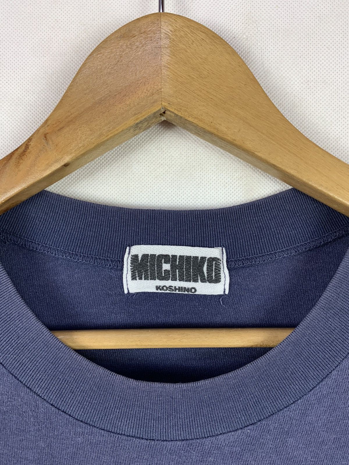 Michiko Koshino London Rare! Vintage 90s Michiko London Big Logo Tee Size US M / EU 48-50 / 2 - 7 Thumbnail