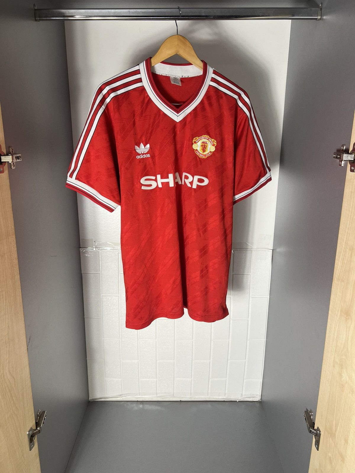 Vintage VERY RARE ADIDAS FC MANCHESTER UNITED ENGLAND SOCCER JERSEY Size US XXL / EU 58 / 5 - 3 Thumbnail