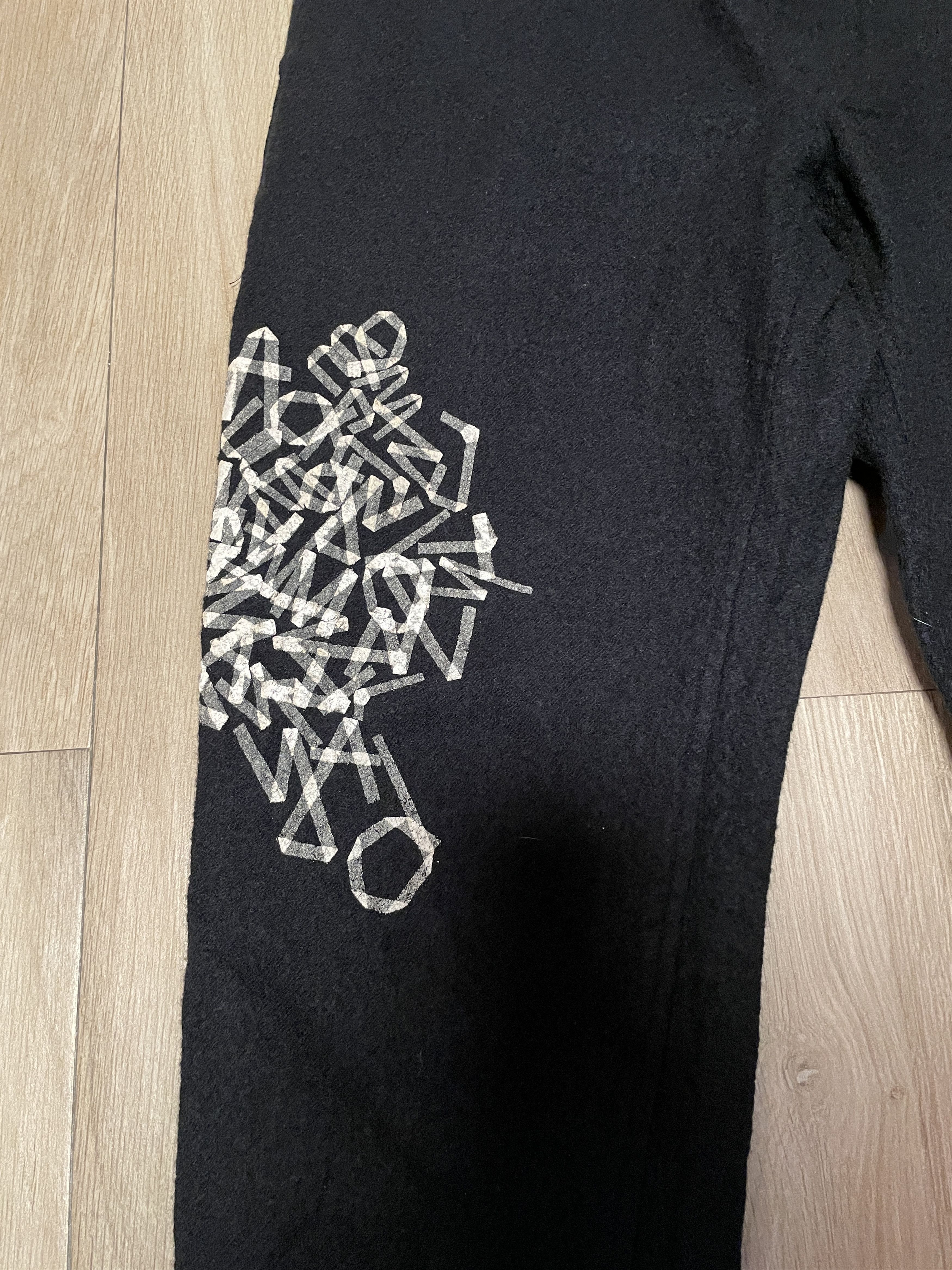 Yohji Yamamoto Yohji Yamamoto Lo-Waist Print Cropped Pants Size US 34 / EU 50 - 6 Thumbnail
