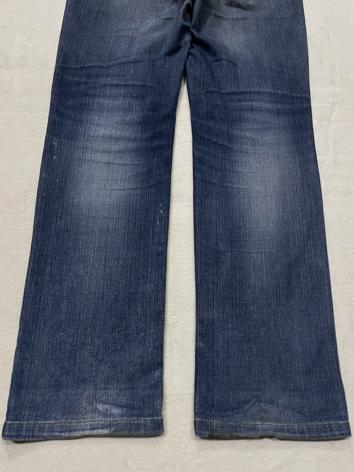 Eddie Bauer Vintage Eddie Bauer Straight Cut Distress Ripped Dark Blue Size US 33 - 15 Thumbnail
