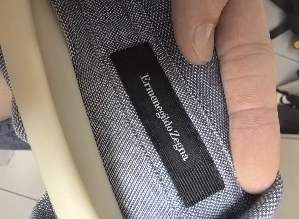 Ermenegildo Zegna The Ermenegildo Zegna mainline silk short Size US M / EU 48-50 / 2 - 5 Thumbnail