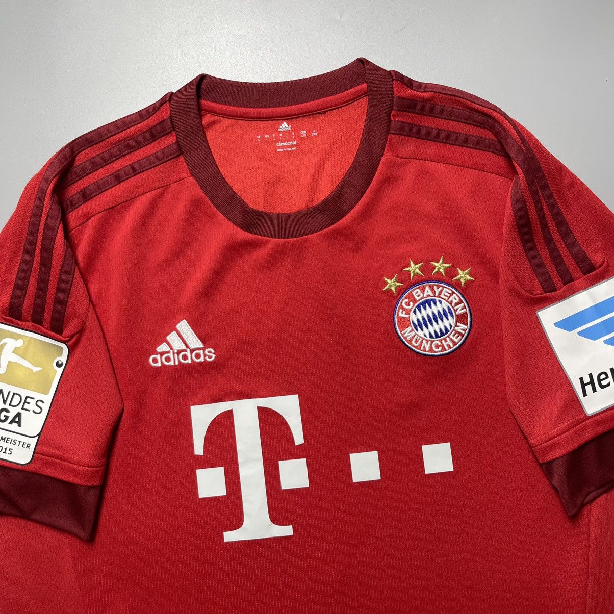 Vintage BAYERN ADIDAS 2015/2016 FOOTBALL HOME JERSEY #10 ROBBEN Size US L / EU 52-54 / 3 - 4 Thumbnail