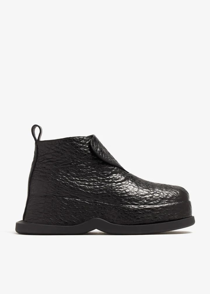 Alexander McQueen o1w1db10925 Wave Ankle Boot in Black Size US 10 / IT 40 - 1 Thumbnail