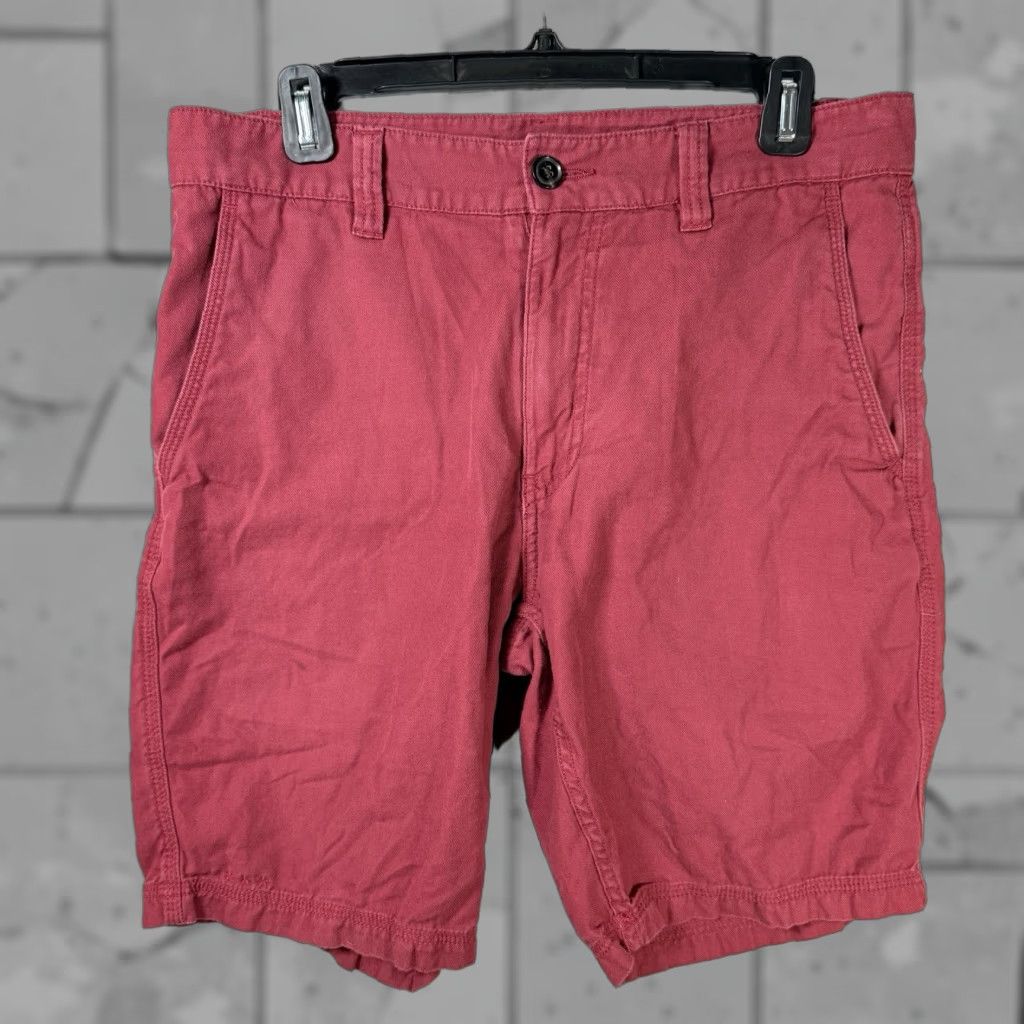 John Varvatos John Varvatos Shorts Mens Size 30 Maroon Red 100% Cotton Casual USA Size US 30 / EU 46 - 1 Thumbnail