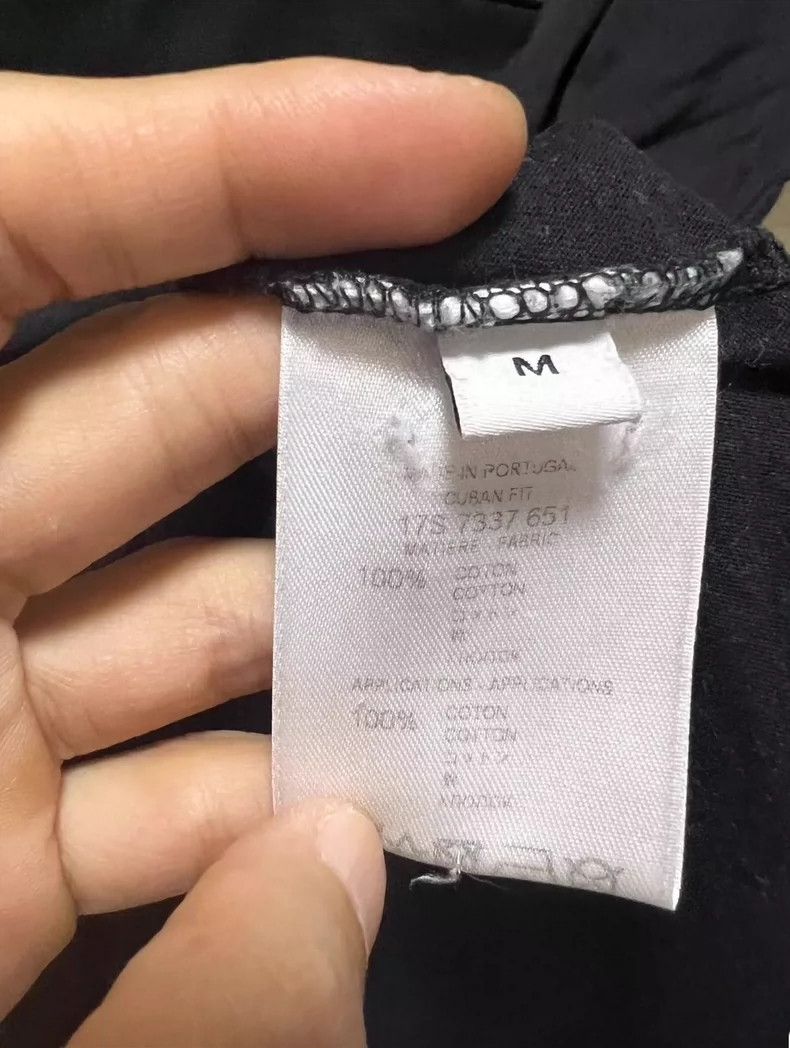 Other Givenchy Short-Sleeved T-Shirt with Appliquéd Dog Size US M / EU 48-50 / 2 - 5 Thumbnail