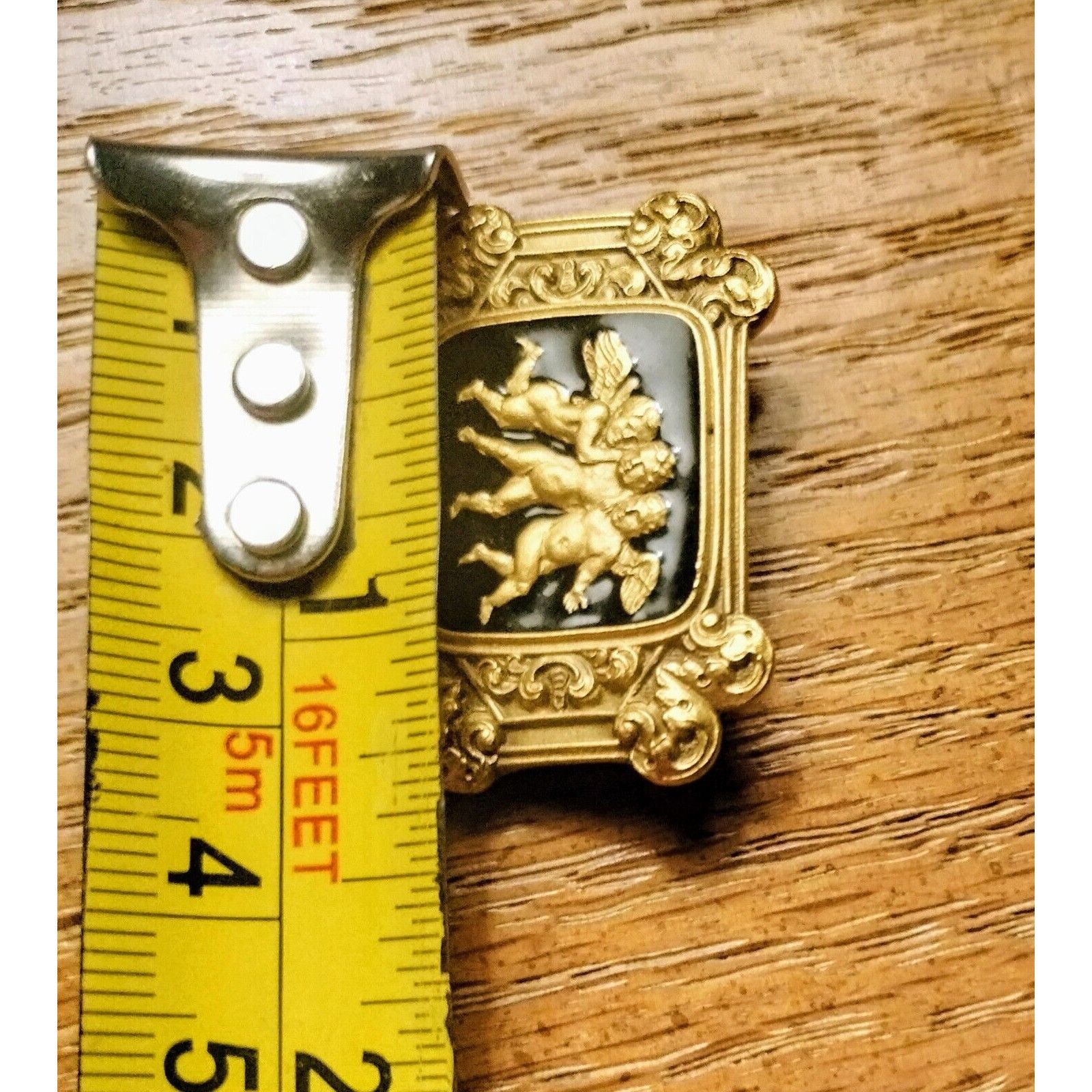 Vintage Vintage Cherub Scroll Pin Angels Black Gold Tone Signed EI B Size ONE SIZE - 7 Thumbnail