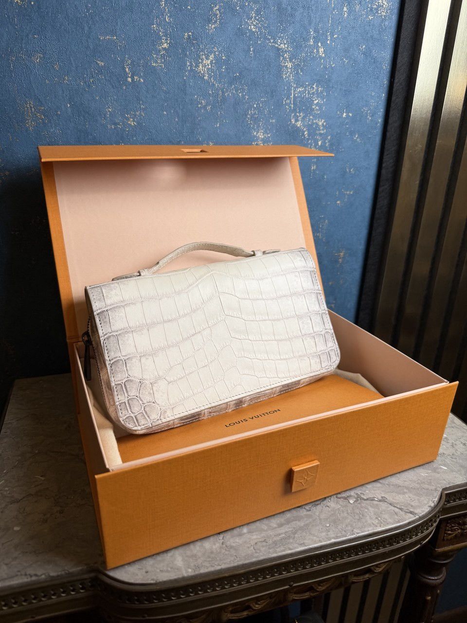Louis Vuitton Louis Vuitton Zippy XL Crocodylus Niloticus (Himalaya) Size ONE SIZE - 8 Thumbnail