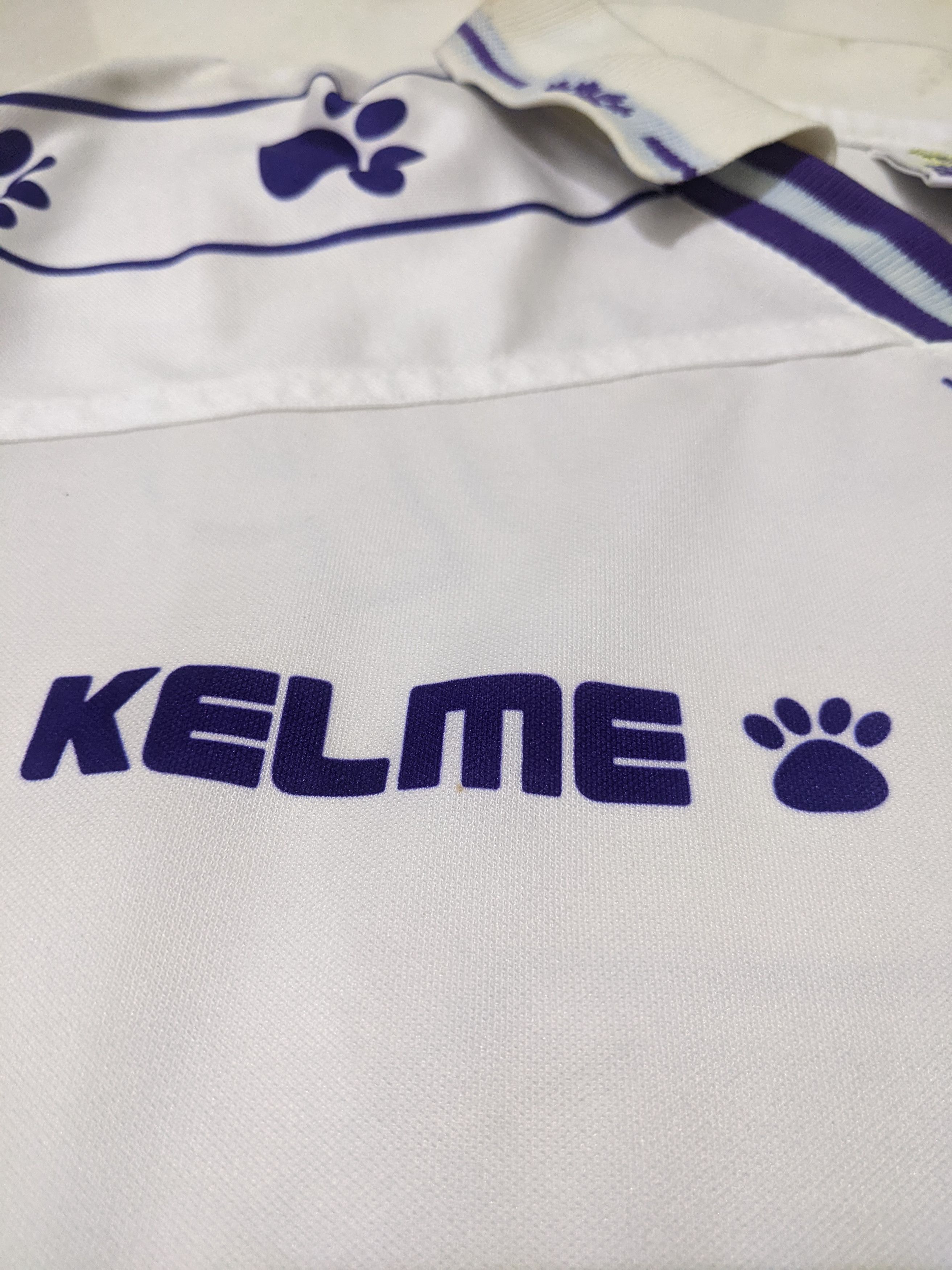 Vintage Real Madrid 1994-95 home M.laudrup Jersey football shirt Size US L / EU 52-54 / 3 - 7 Thumbnail