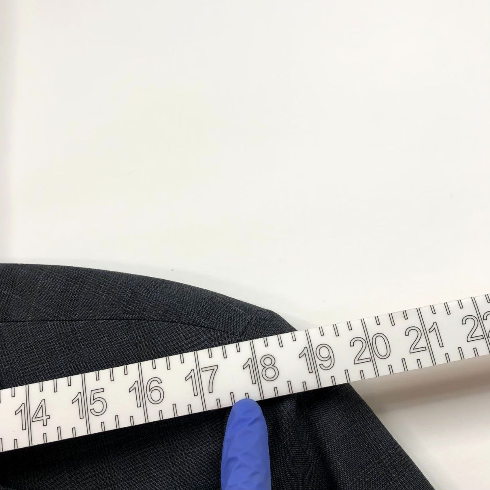 Ermenegildo Zegna VINTAGE Ermenegildo Zegna Cloth Saks Fifth 44 Blazer Sport Coat Jacket Gray MINT Size 44R - 5 Thumbnail