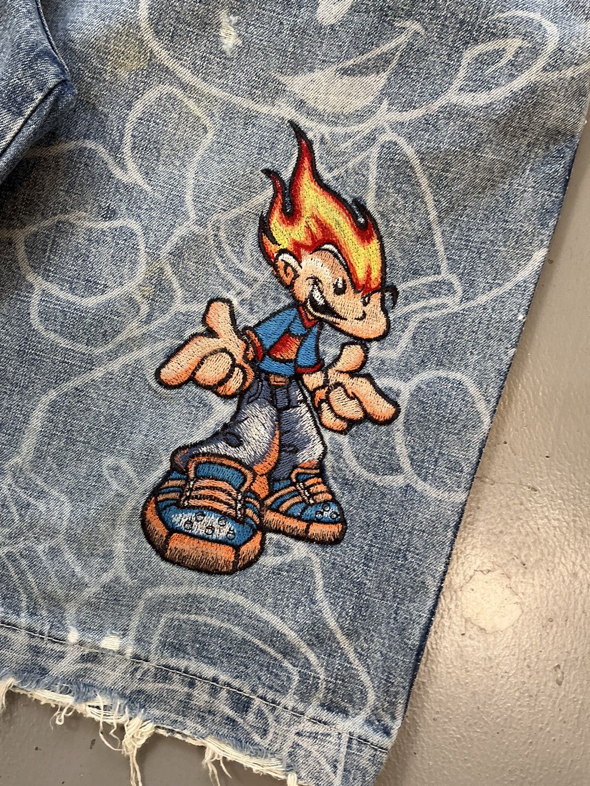 JNCO Vintage flamehead crazy boy printed denim jort Size US 28 / EU 44 - 6 Thumbnail