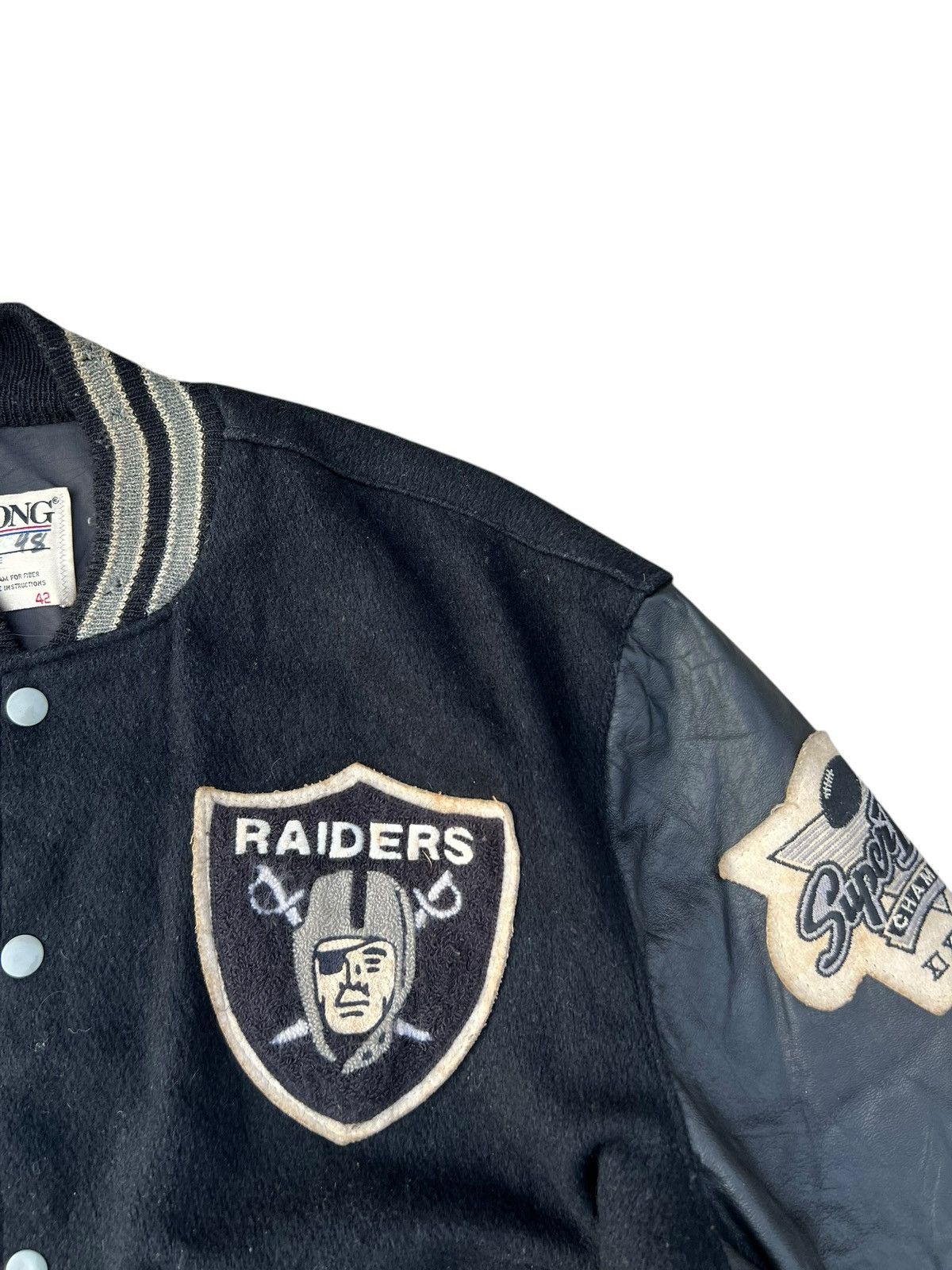 NBA 80s 90s DeLONG Raiders Football Distressed Varsity Jacket Size US L / EU 52-54 / 3 - 8 Thumbnail