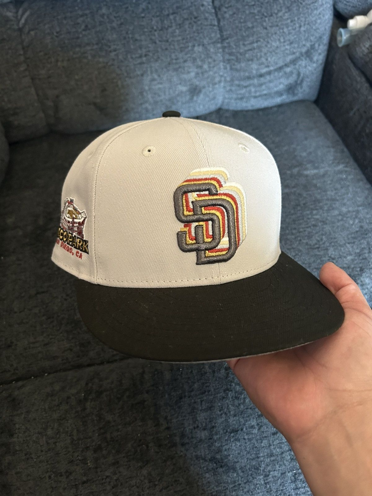 New Era San Diego Padres Fitted Hat 7 1/4 Size ONE SIZE - 1 Thumbnail