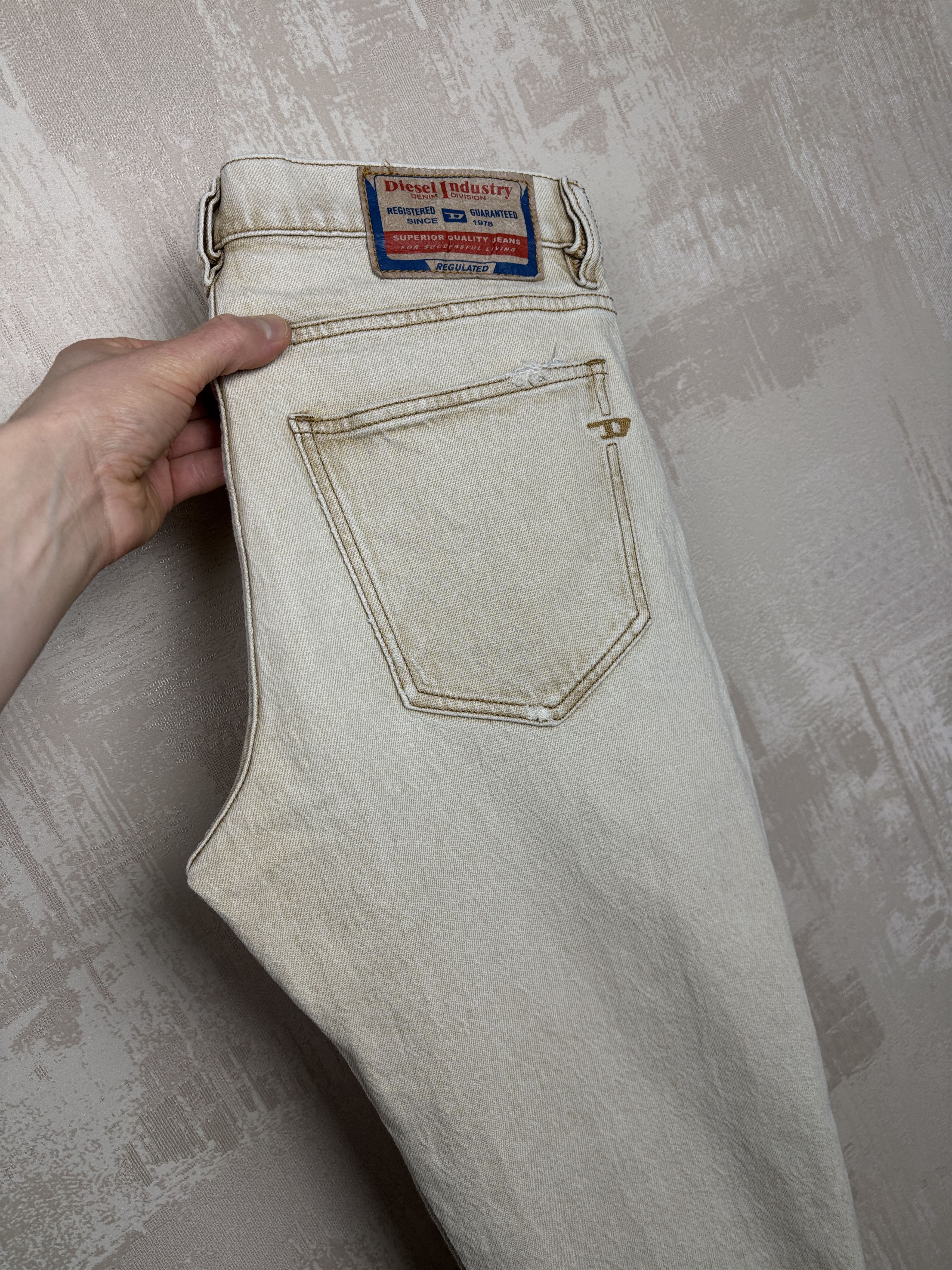 Diesel Diesel Jeans 2019 D-Strukt Slim Fit Washed Beige Size US 32 / EU 48 - 1 Thumbnail