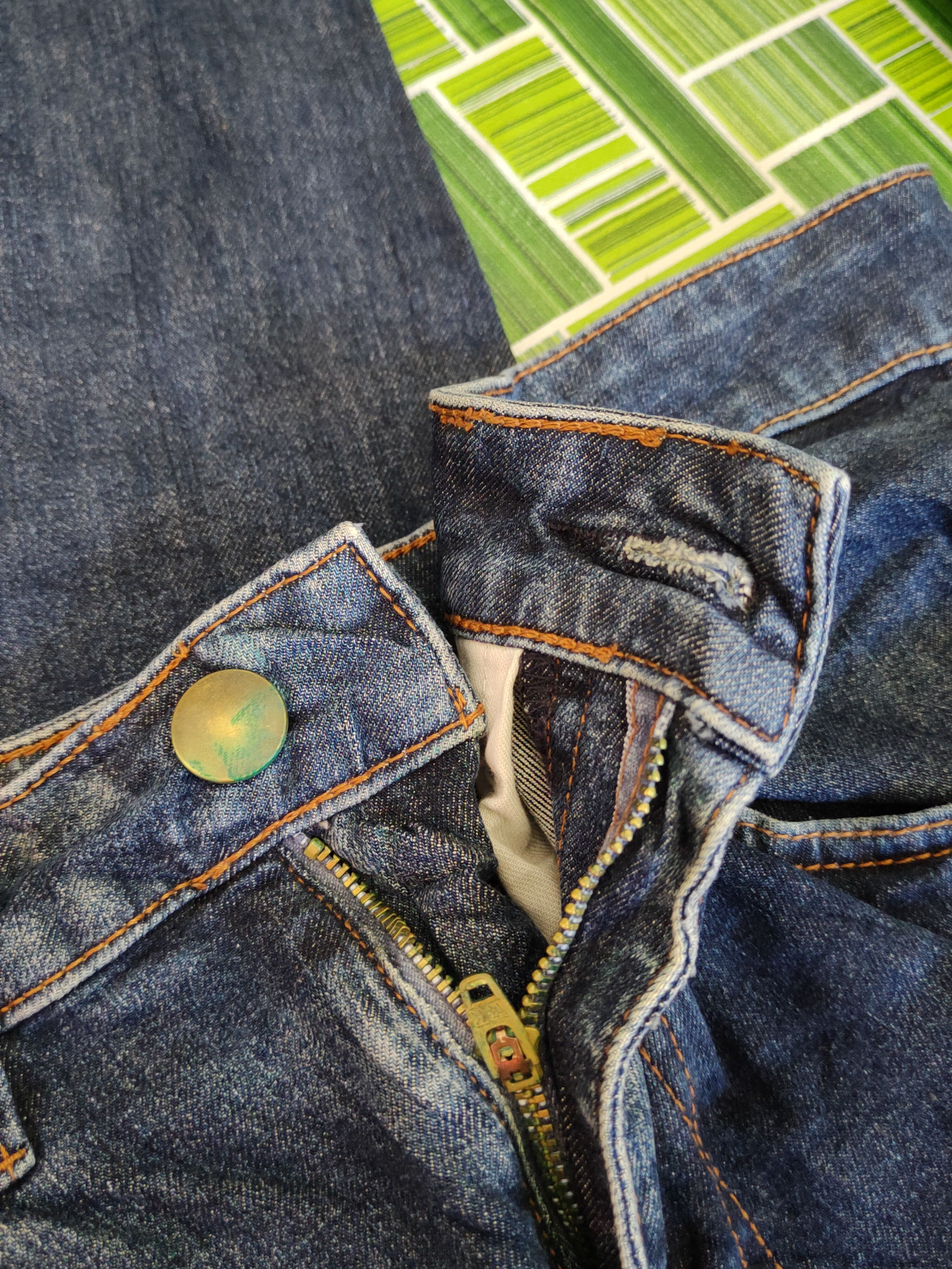 Japanese Brand Japanese Brand Dark Blue Distressed Ripped Jeans #S1690 Size US 31 - 13 Thumbnail