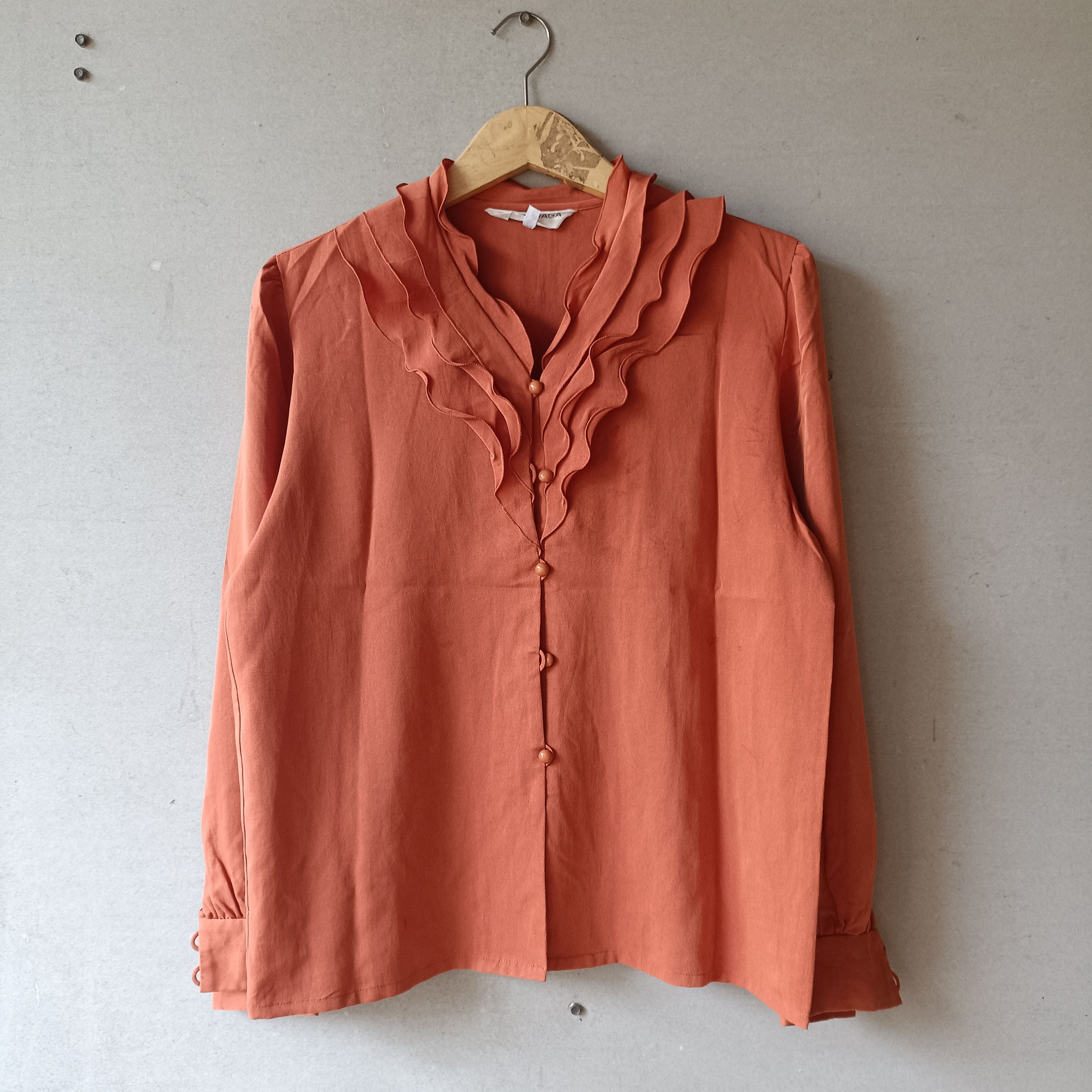 Balenciaga Vintage Balenciaga Ruffle tops blouses Size M / US 6-8 / IT 42-44 - 1 Thumbnail