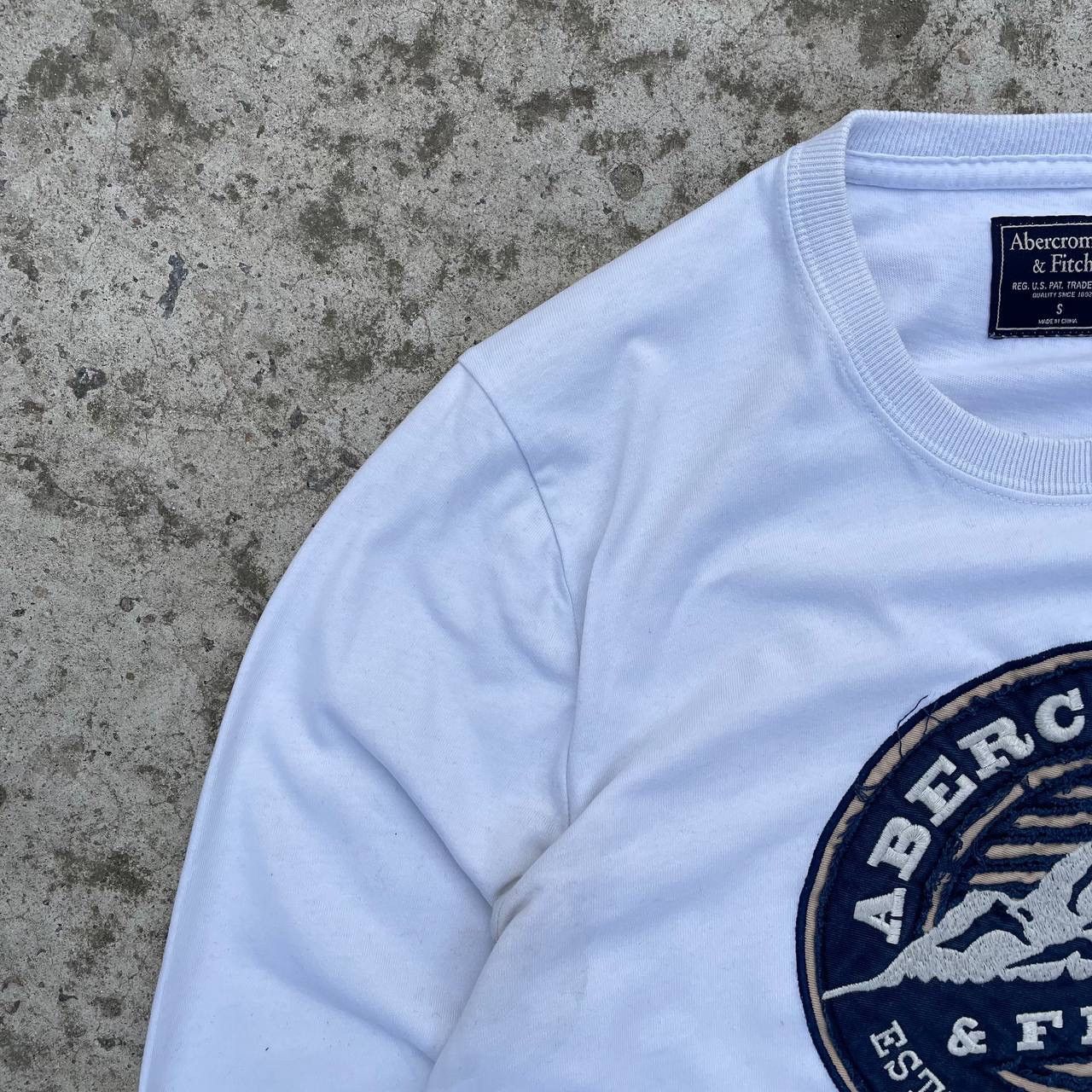 Abercrombie & Fitch VTG Abercrombie & Fitch Long-sleeve T-shirts Size S Grunge Size US S / EU 44-46 / 1 - 10 Thumbnail
