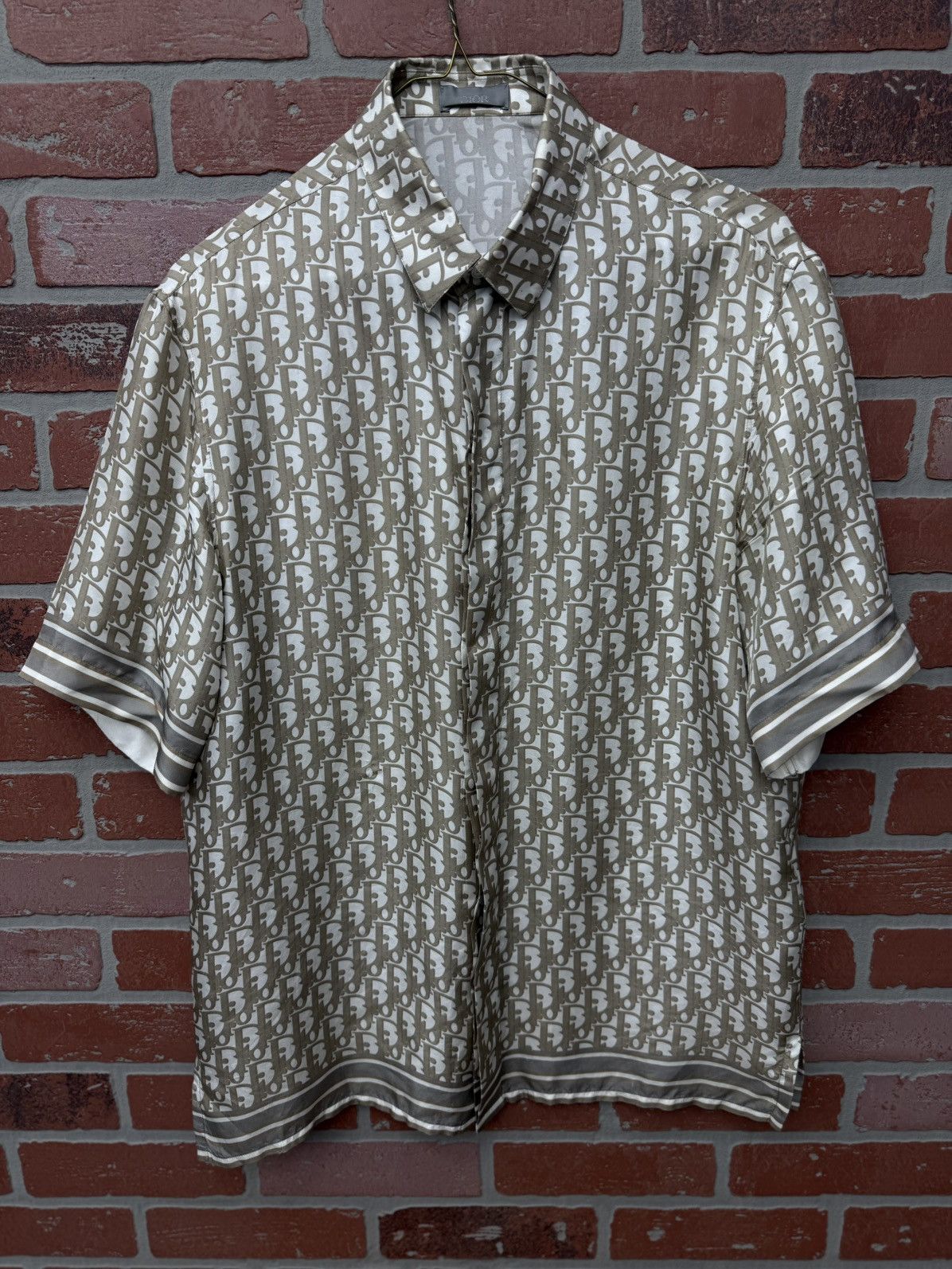 Dior Dior Silk Button Up Grey Size 37/S $1750 Retail Exlusive Size US S / EU 44-46 / 1 - 3 Thumbnail