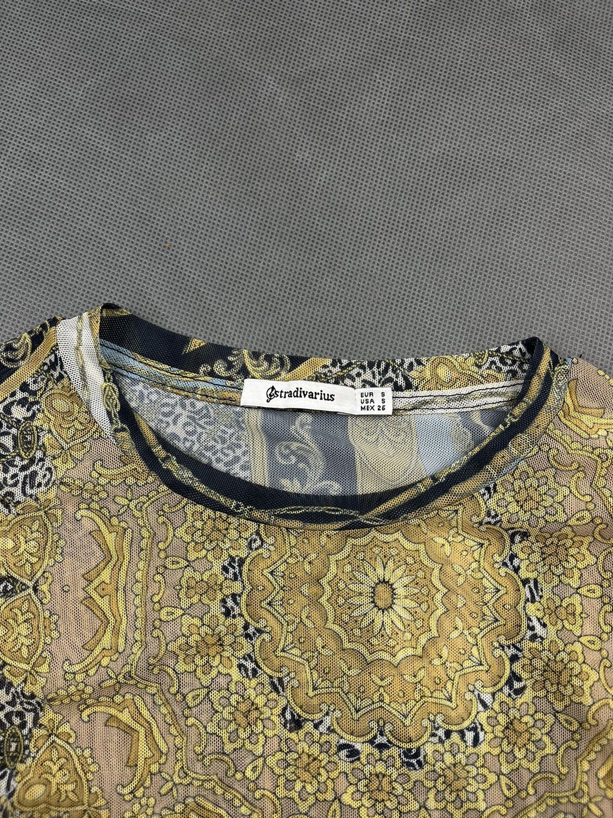 Stradivarius Stradivarius longsleeve mesh barocco versace style Size S / US 4 / IT 40 - 6 Thumbnail
