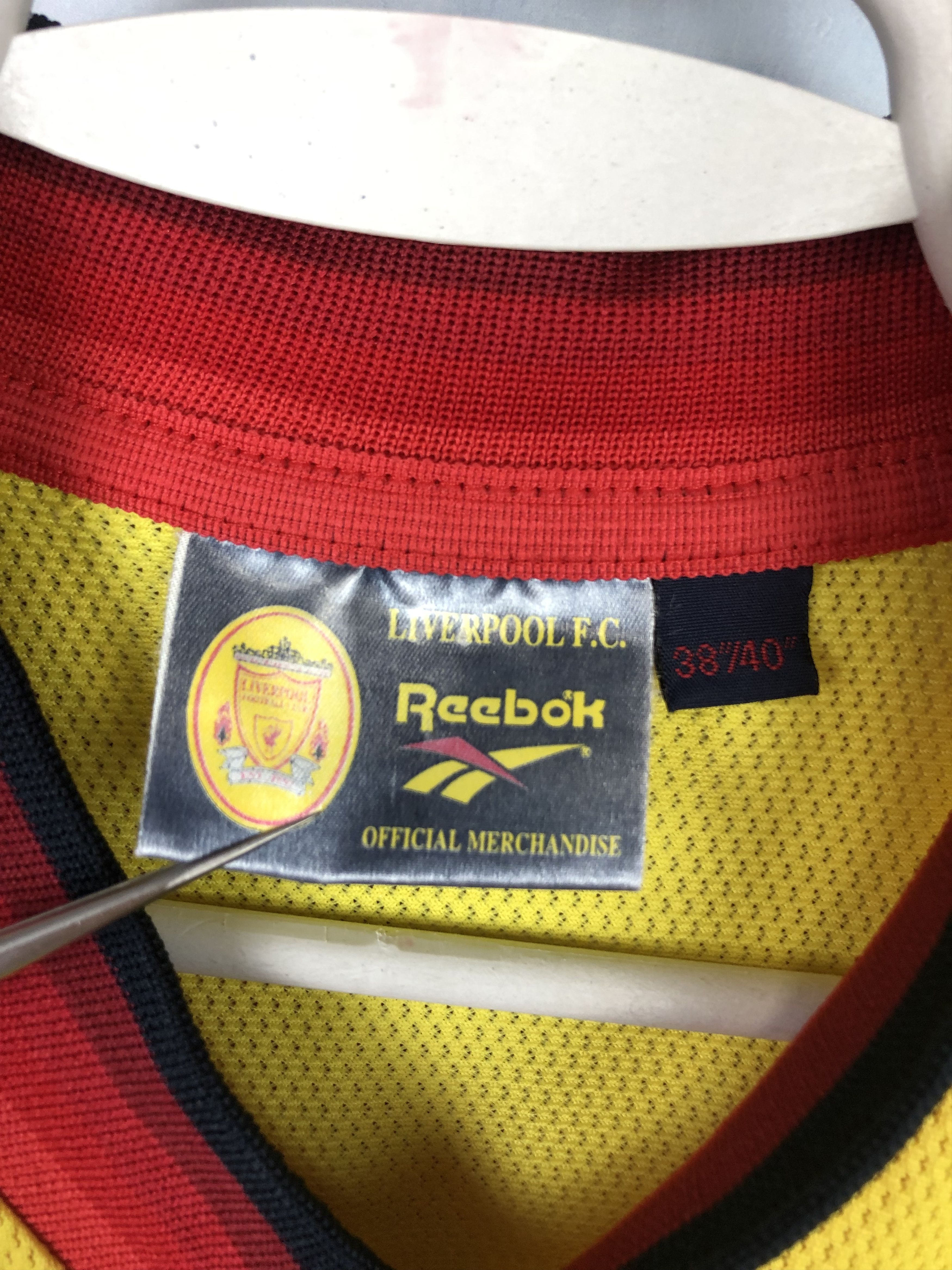 Vintage Liverpool football shirt 1997 Soccer Reebok Jersey Trikot Size US M / EU 48-50 / 2 - 5 Thumbnail