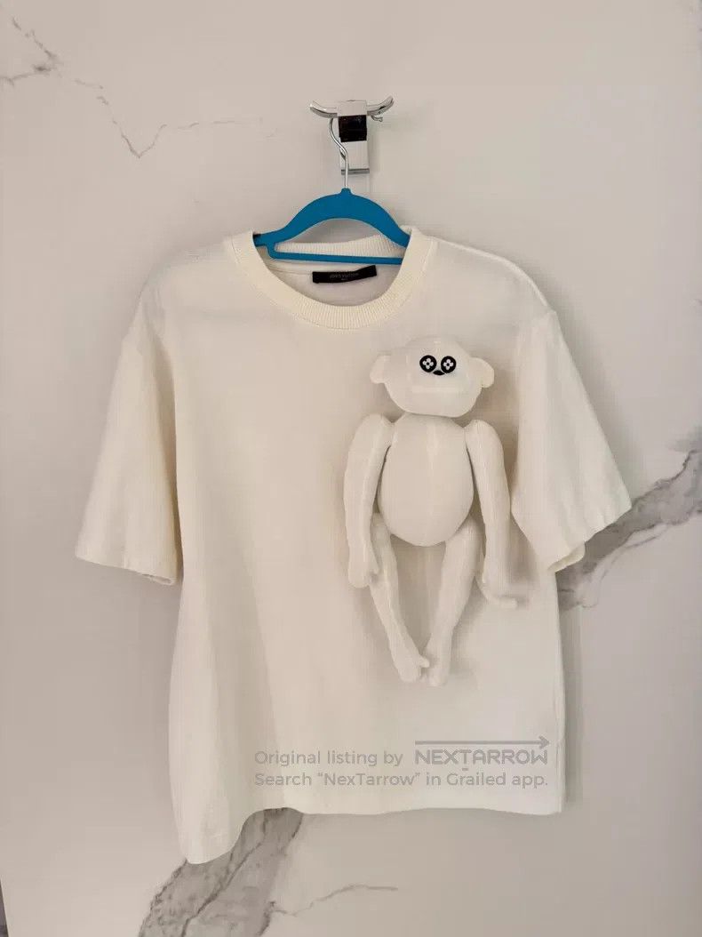 Louis Vuitton Louis Vuitton Dark Logo Monkey Doll Short Sleeve T-Shirt Size US XS / EU 42 / 0 - 1 Thumbnail