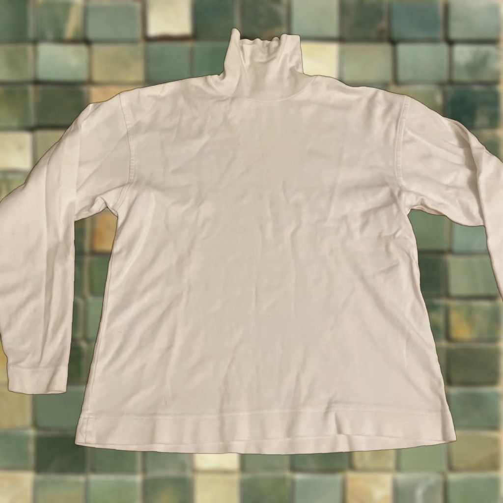 Banana Republic VINTAGE Banana Republic Y2K Knit Turtleneck shirt White Women's Classic Small Preppy Pullover Knit Sweater Women Size S / US 4 / IT 40 - 1 Thumbnail