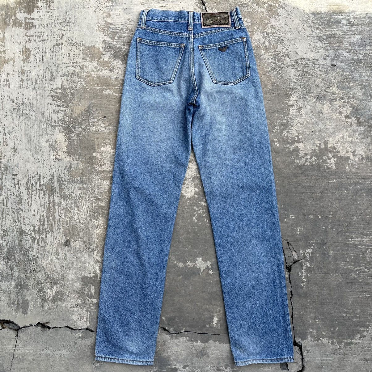 Giorgio Armani 90s Armani Jeans Light Wash Denim Jeans Size US 26 / EU 42 - 2 Thumbnail