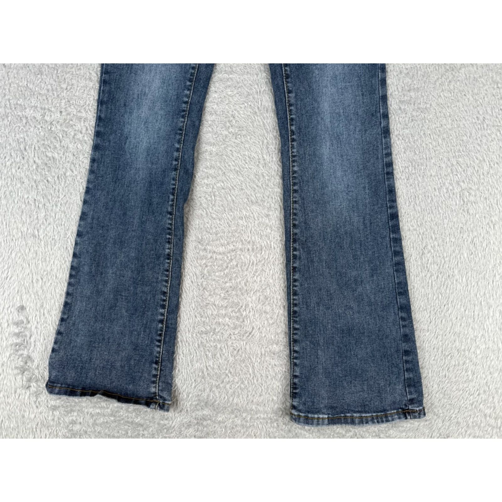 Vintage Vintage Seven7 Women’s Jeans Flared Low Rise Cotton Blend Distressed 22x29 Blue Denim Size 40" / US 18 - 2 Thumbnail