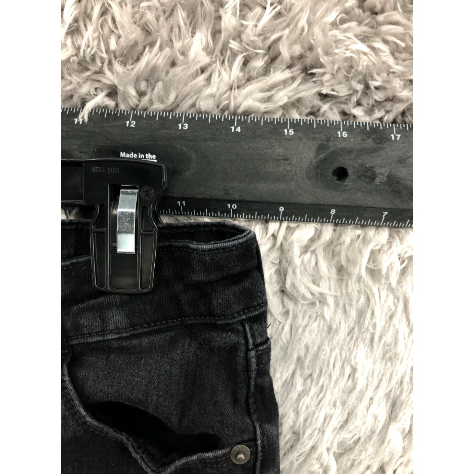 Old Navy Old Navy Rockstar Super Skinny Jeans Women Size 8 Dark Wash Black Denim 5-Pocket Regular Rise Skinny Jeans Womens Size 30" / US 8 / IT 44 - 2 Thumbnail