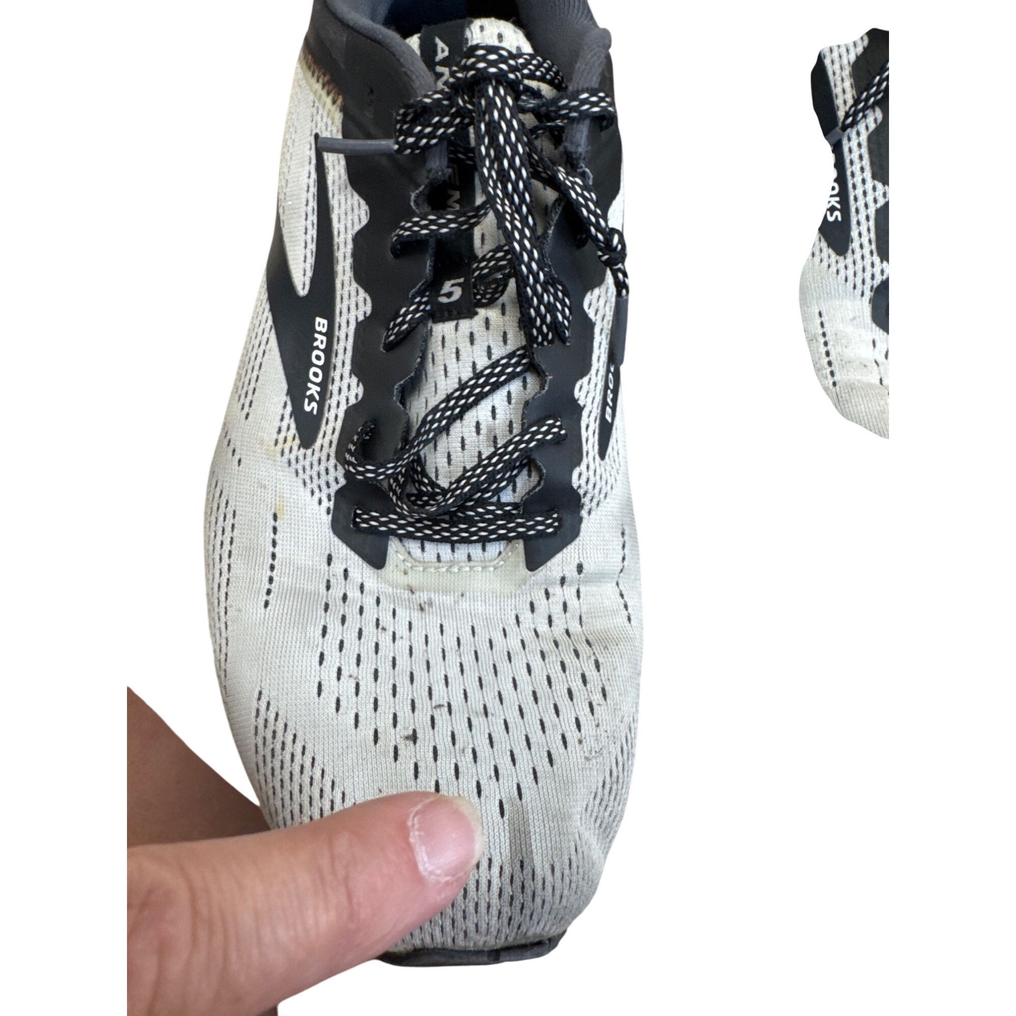 Brooks Brooks Anthem 5 Mens Gray/Black Running Shoes Sneakers Size Size US 11 / EU 44 - 12 Thumbnail