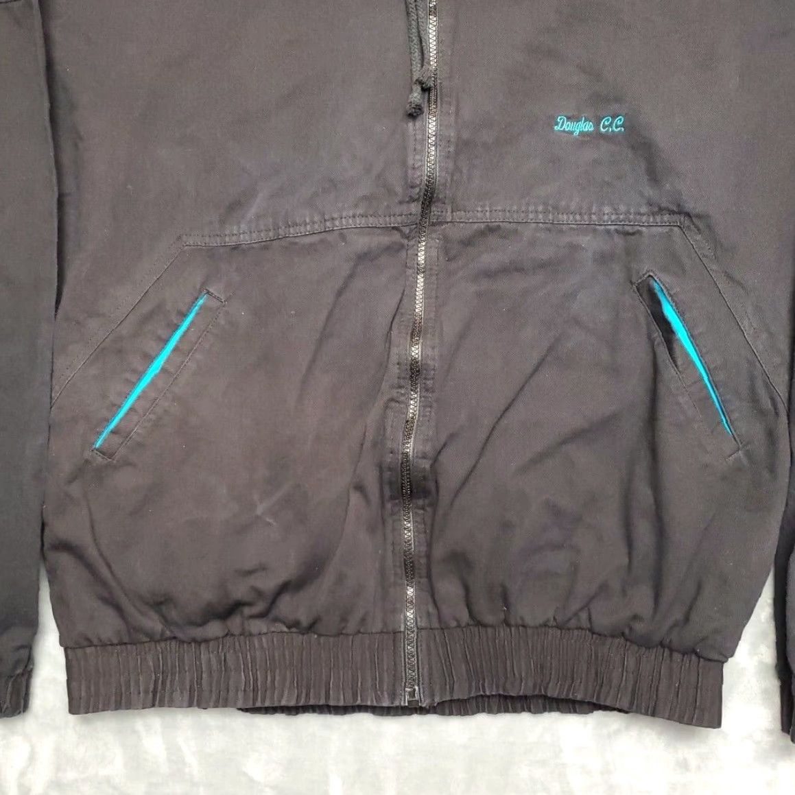Vintage VINTAGE DAChe Club Maui Jacket Men L Black Blue Full Zip 80s 90s Made in USA Bomber Jacket Wind-Resistant Outdoor Casual Mens Size US L / EU 52-54 / 3 - 2 Thumbnail