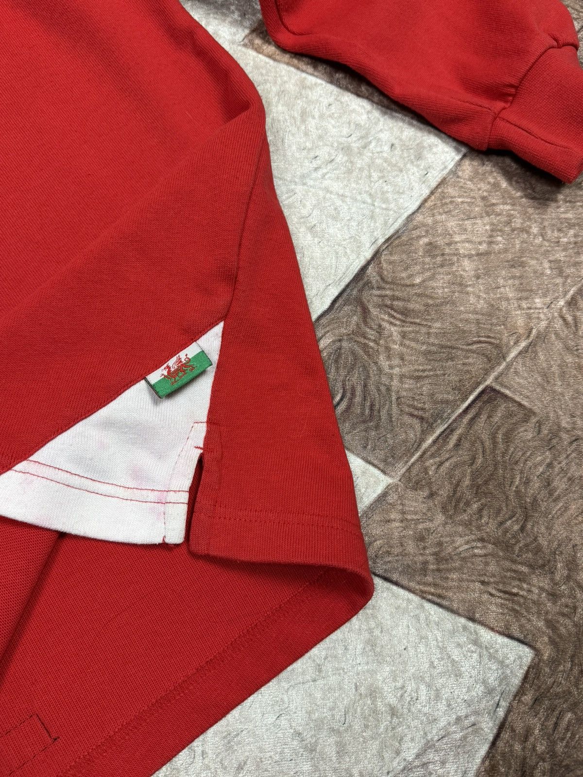 Reebok × Vintage Vintage 1999 Wales Rugby Union Home Shirt Jersey by Reebok Size US L / EU 52-54 / 3 - 12 Thumbnail